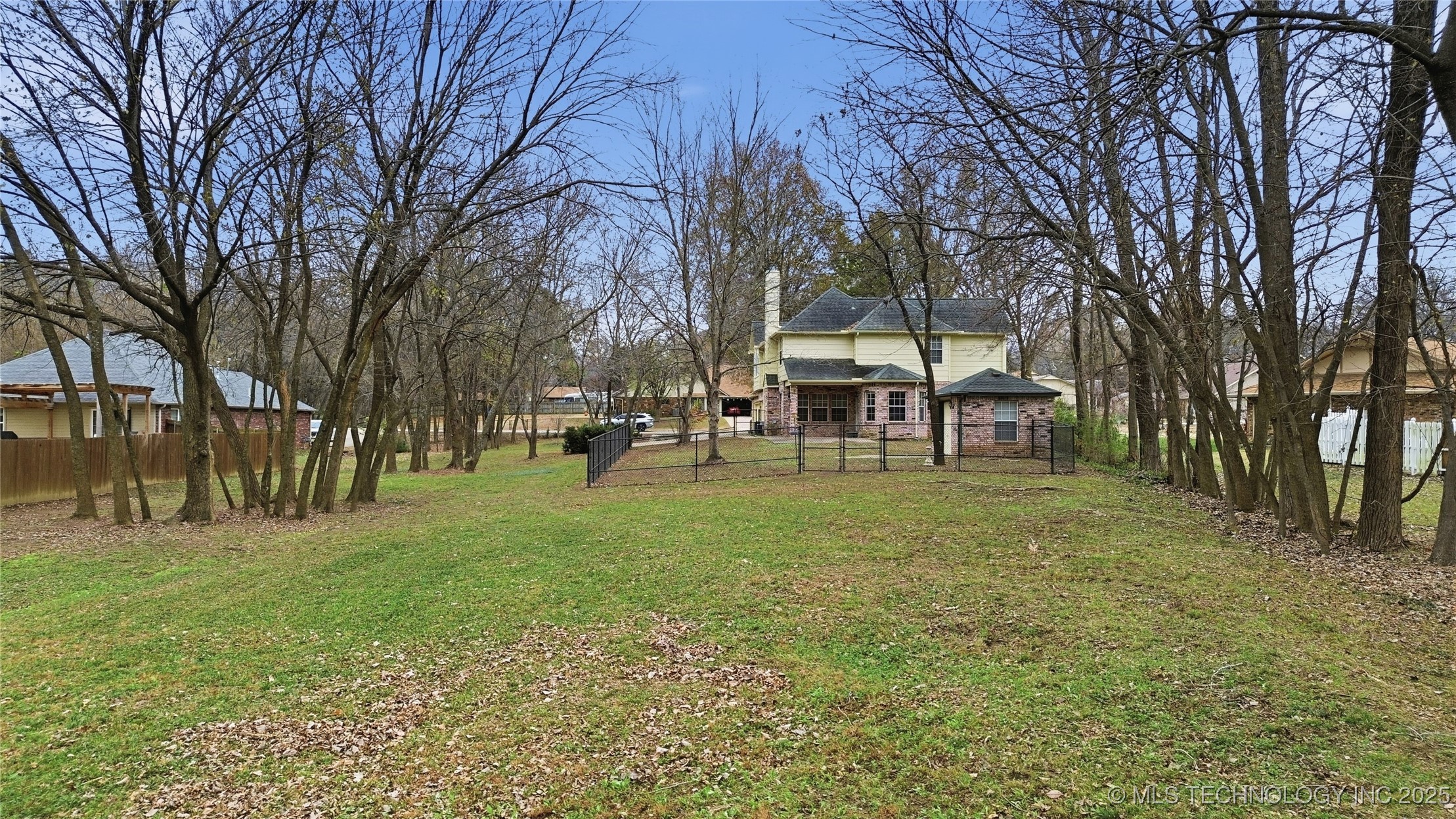 23429 King Street Property Photo 39