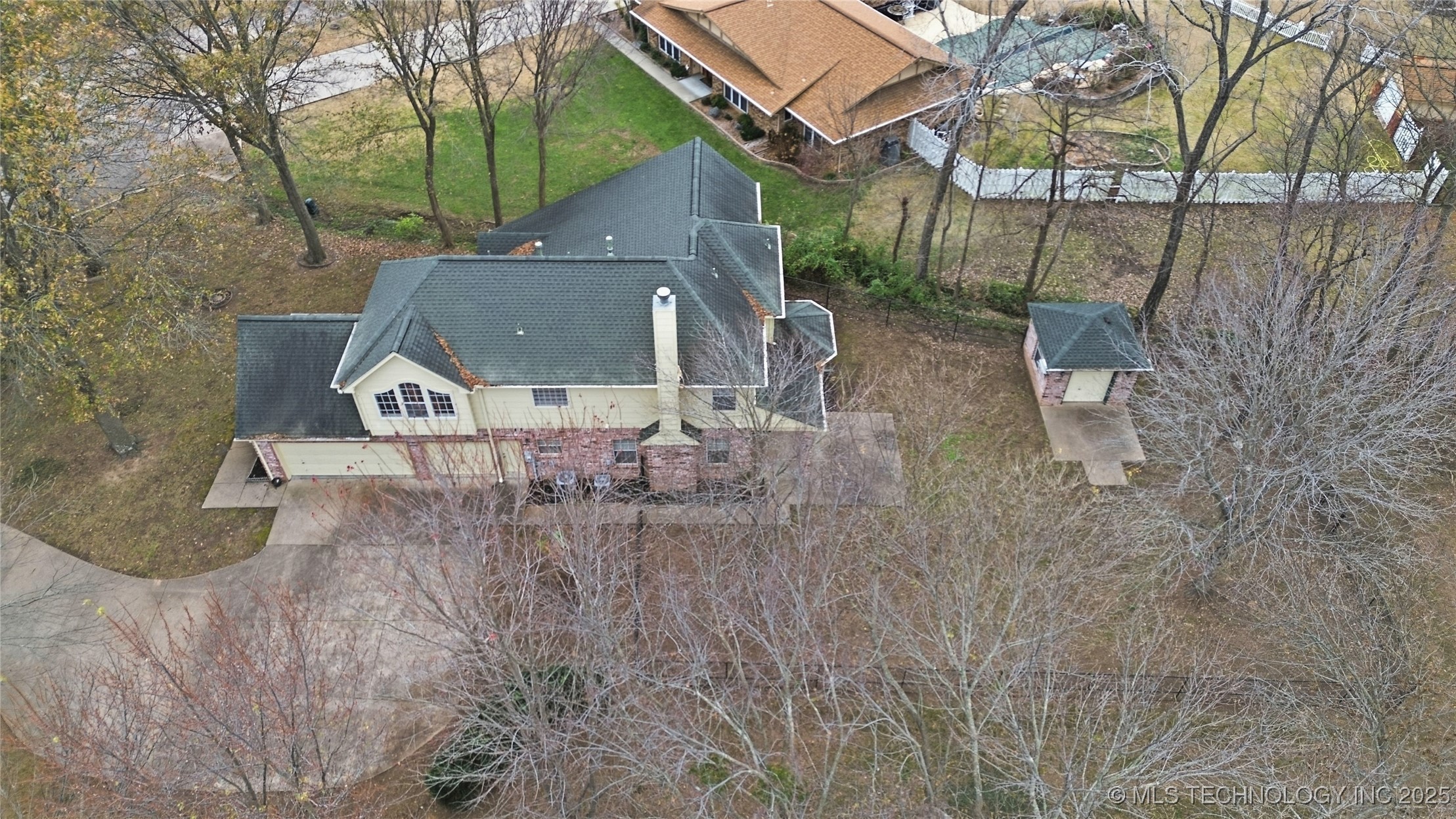 23429 King Street Property Photo 41