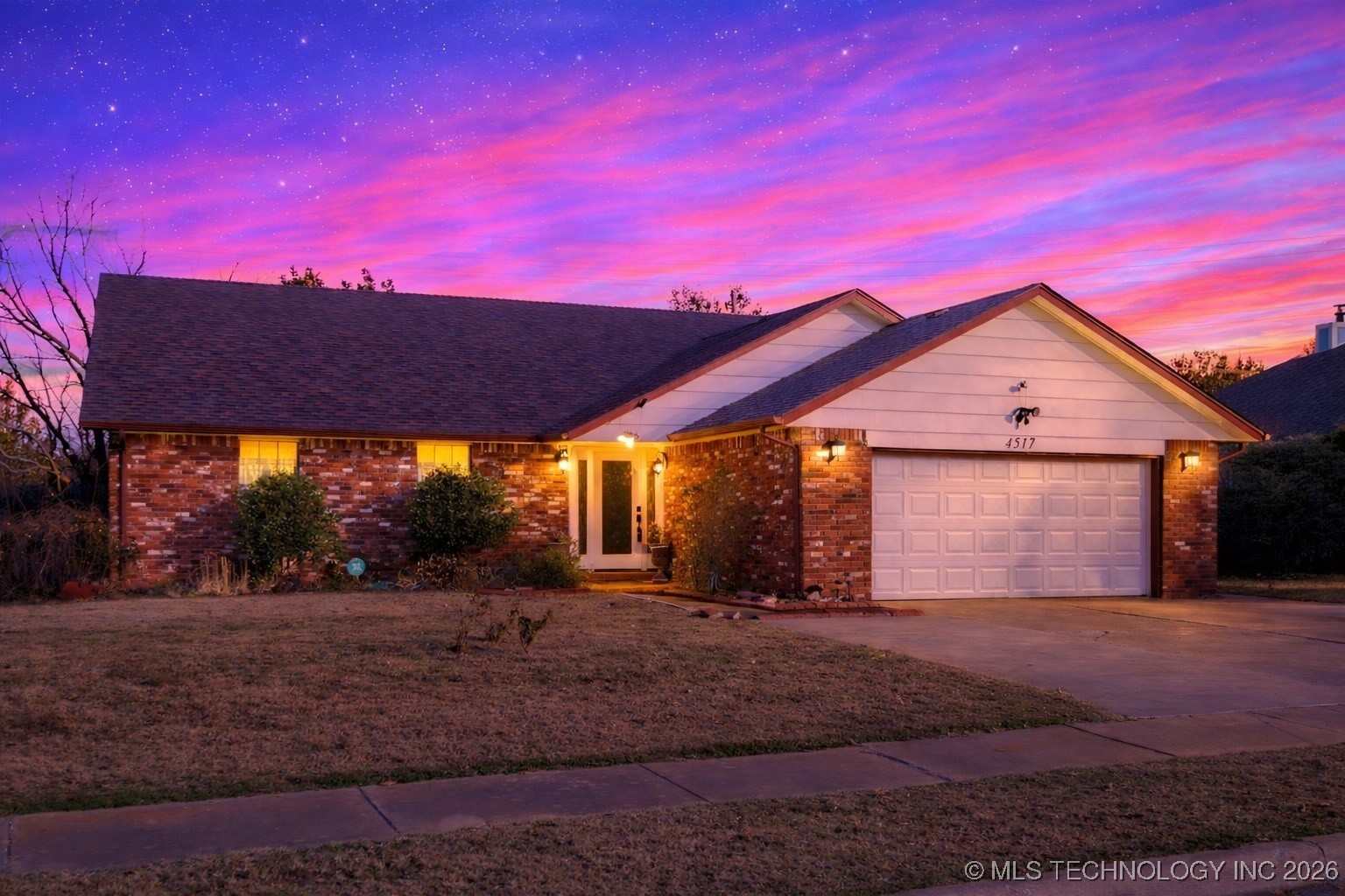 4517 S 135th East Avenue Property Photo 2