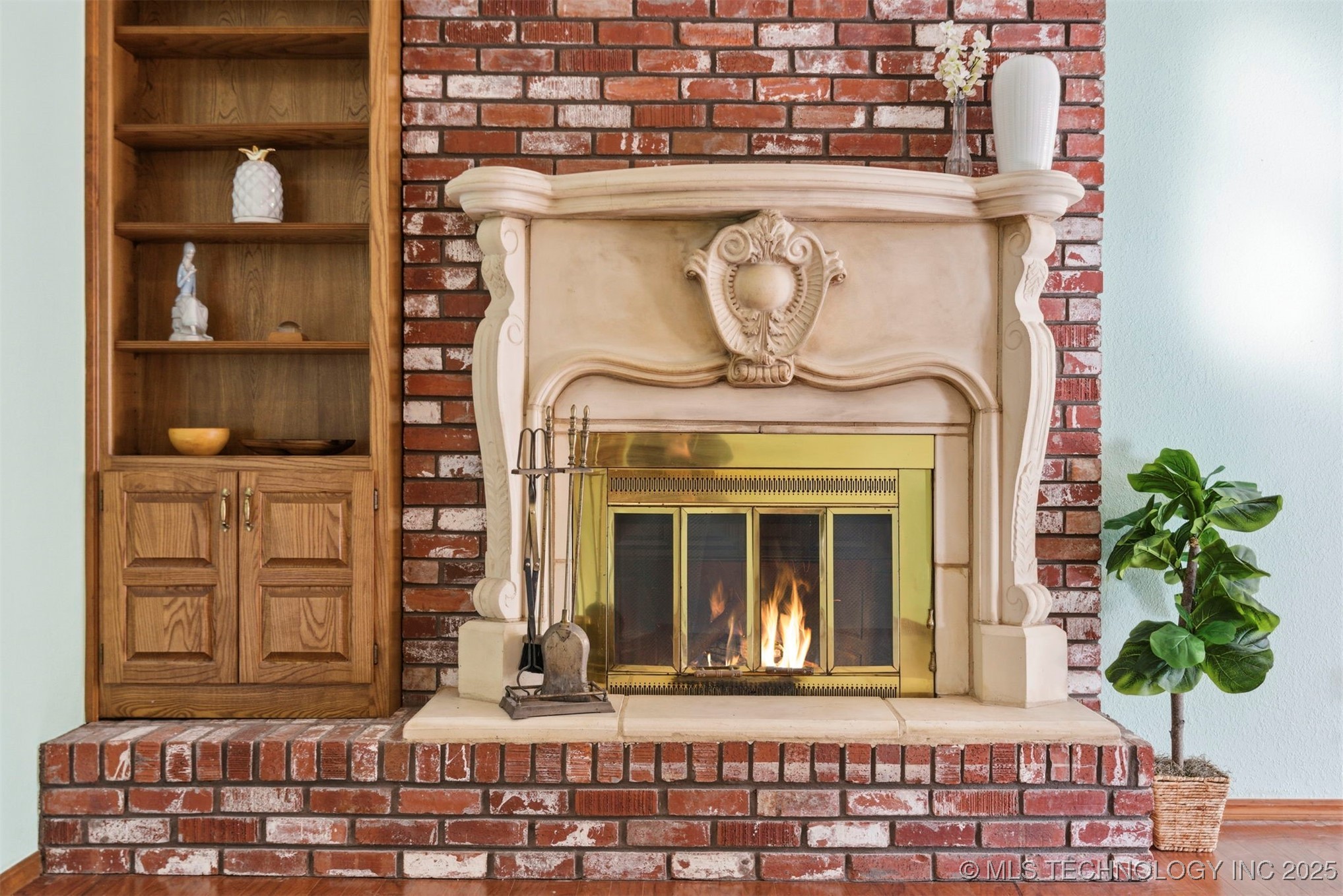 4517 S 135th East Avenue Property Photo 6