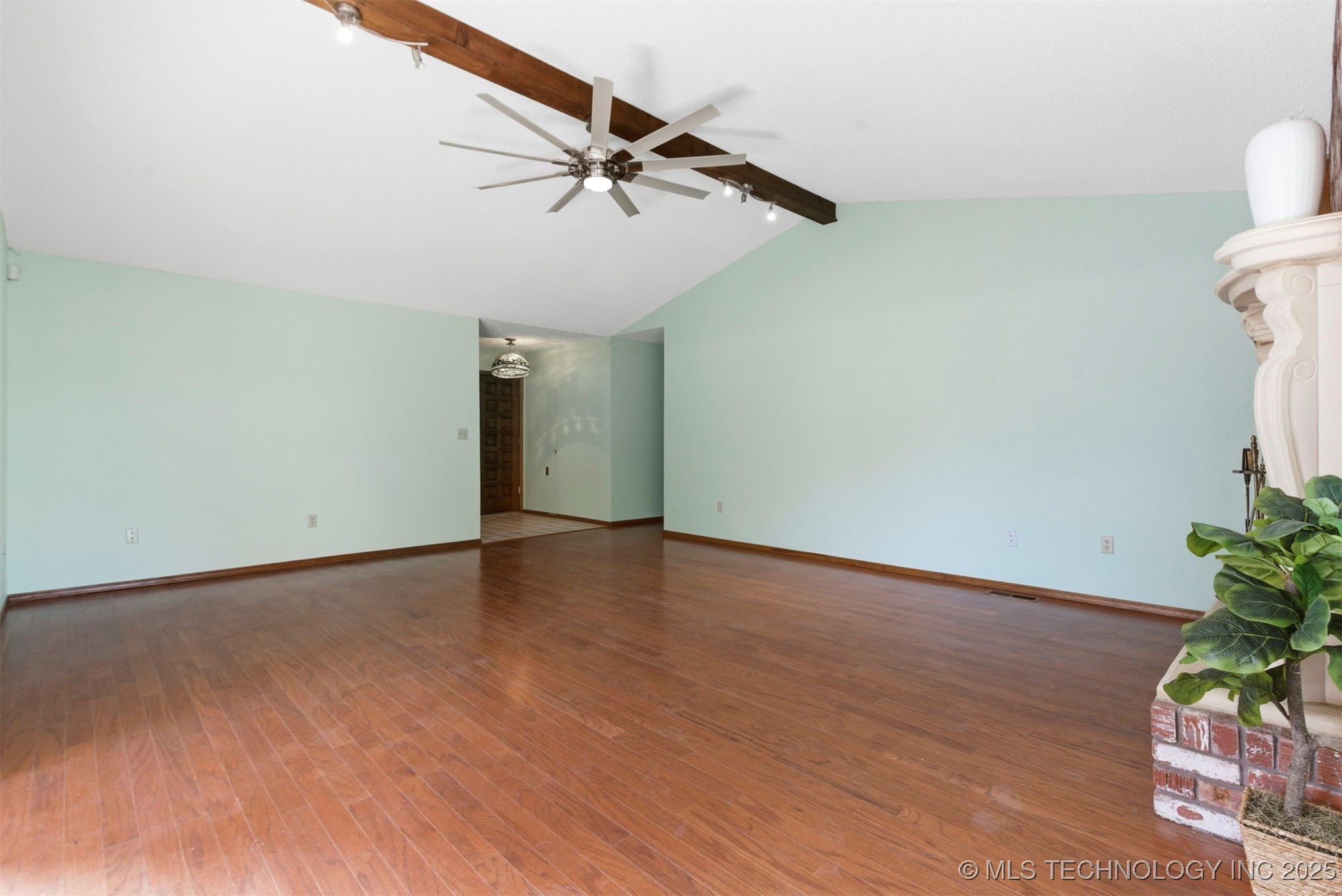 4517 S 135th East Avenue Property Photo 7