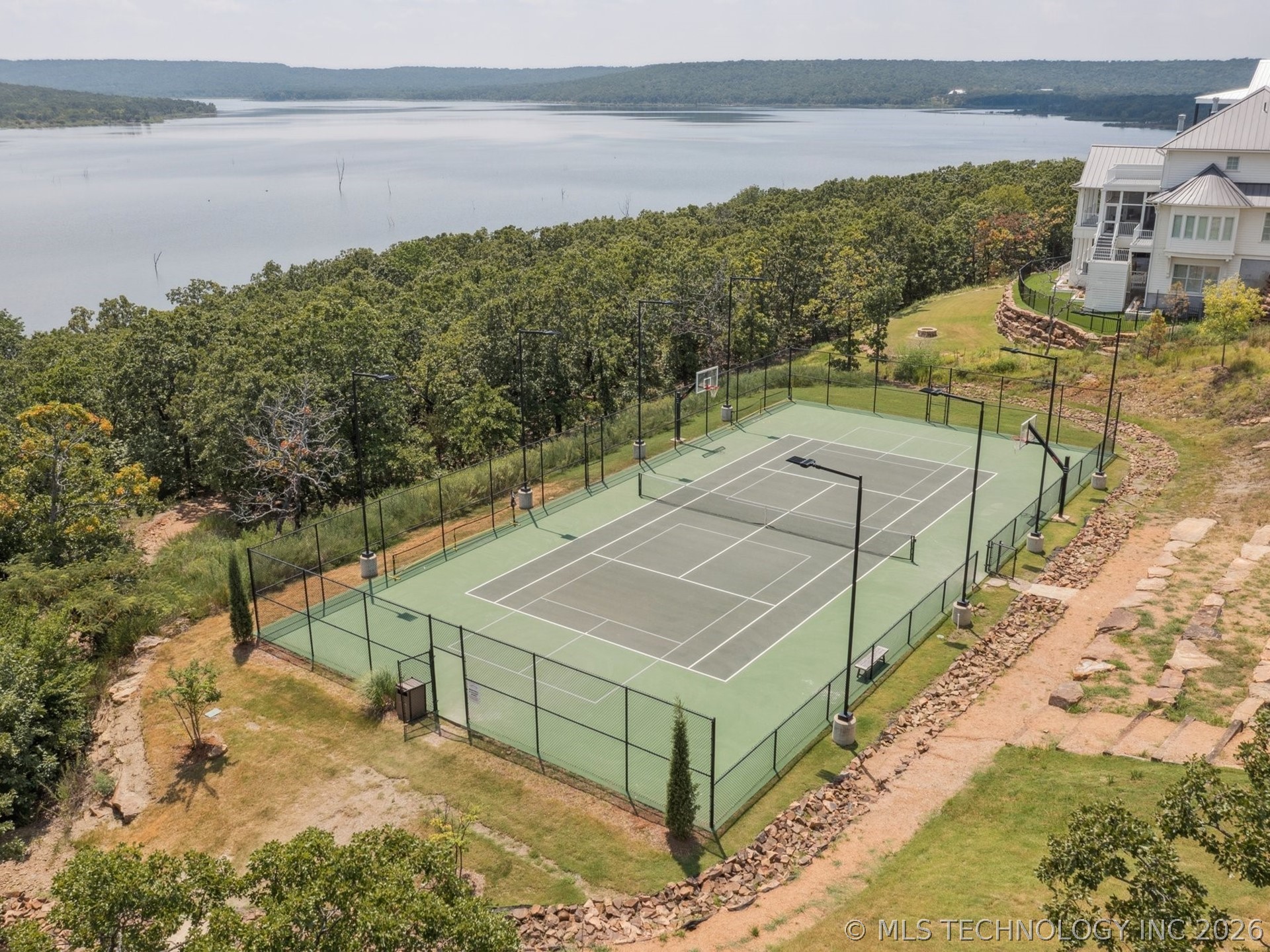 39 Lower Greenway Property Photo 26