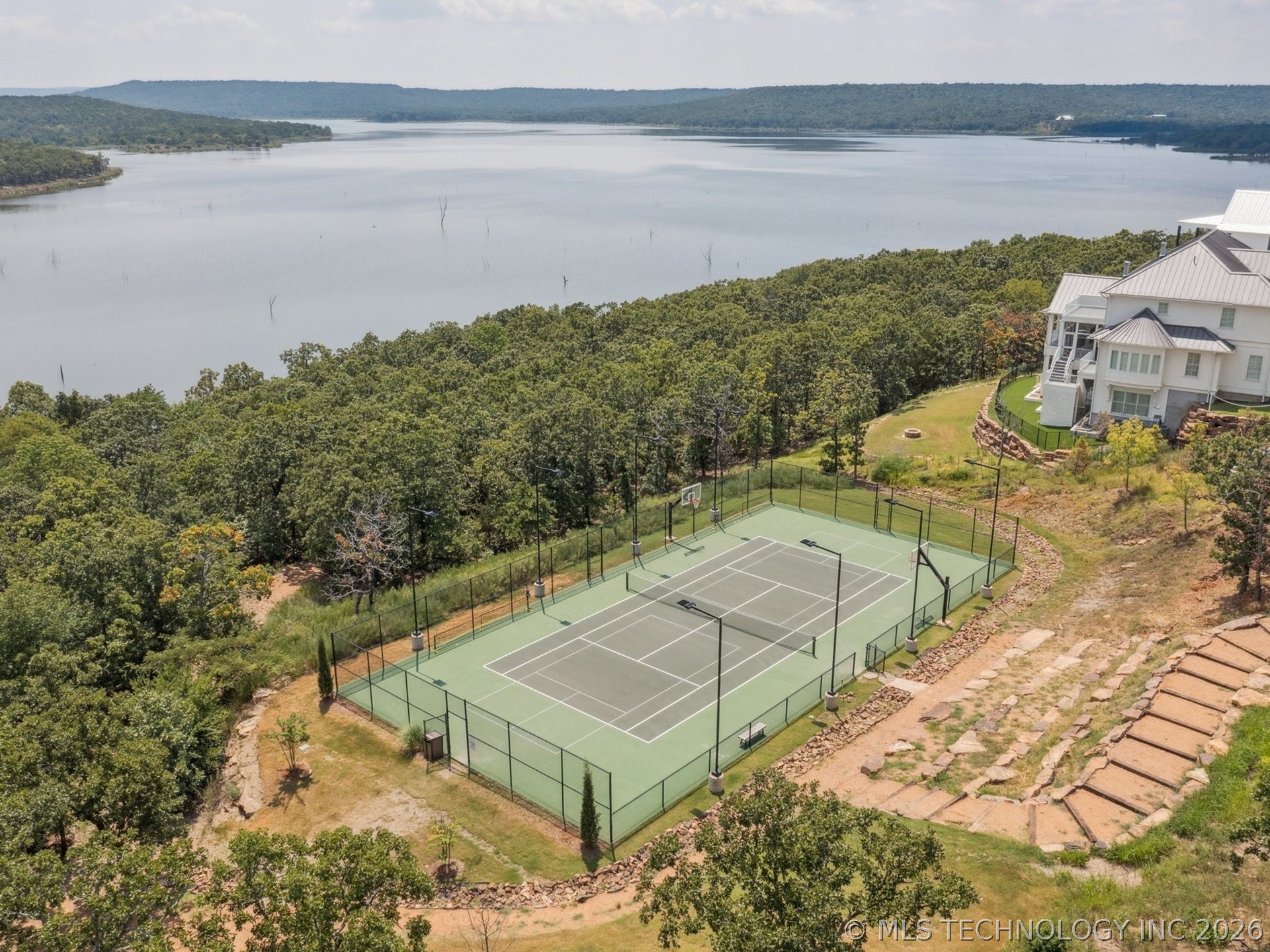 39 Lower Greenway Property Photo 27