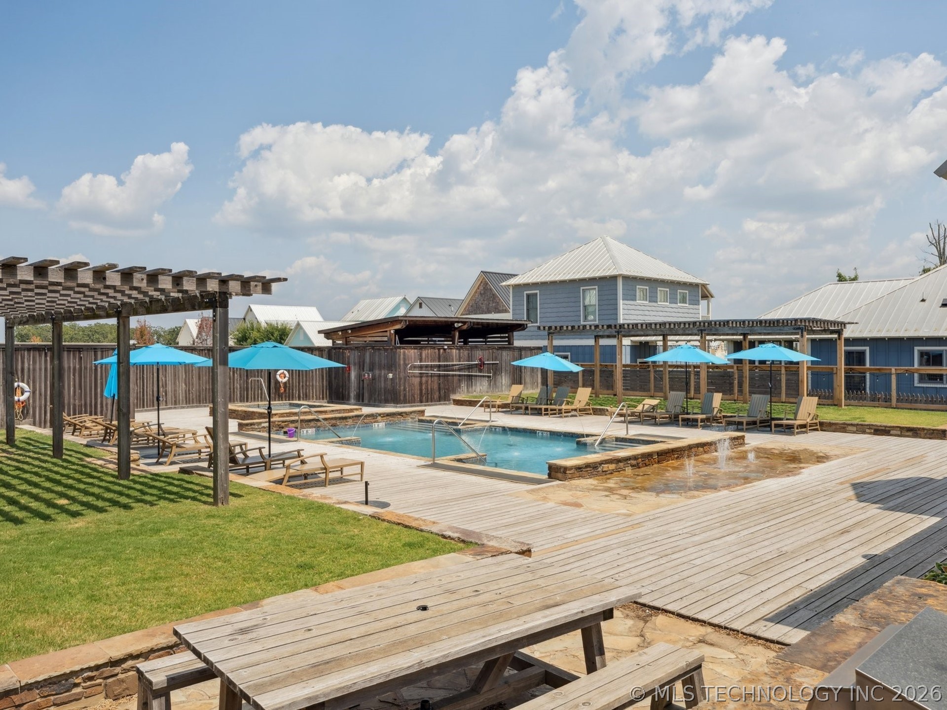 39 Lower Greenway Property Photo 44