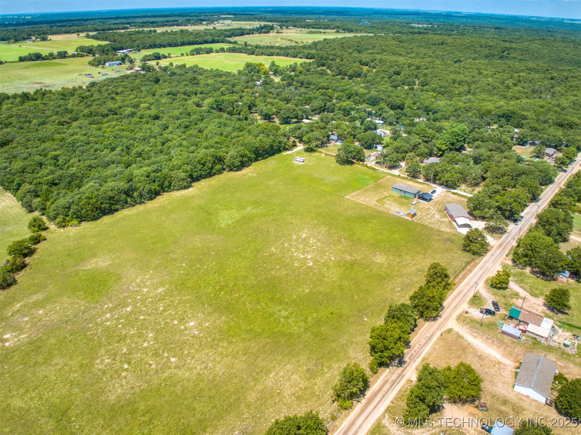 Edge Road Property Photo 11