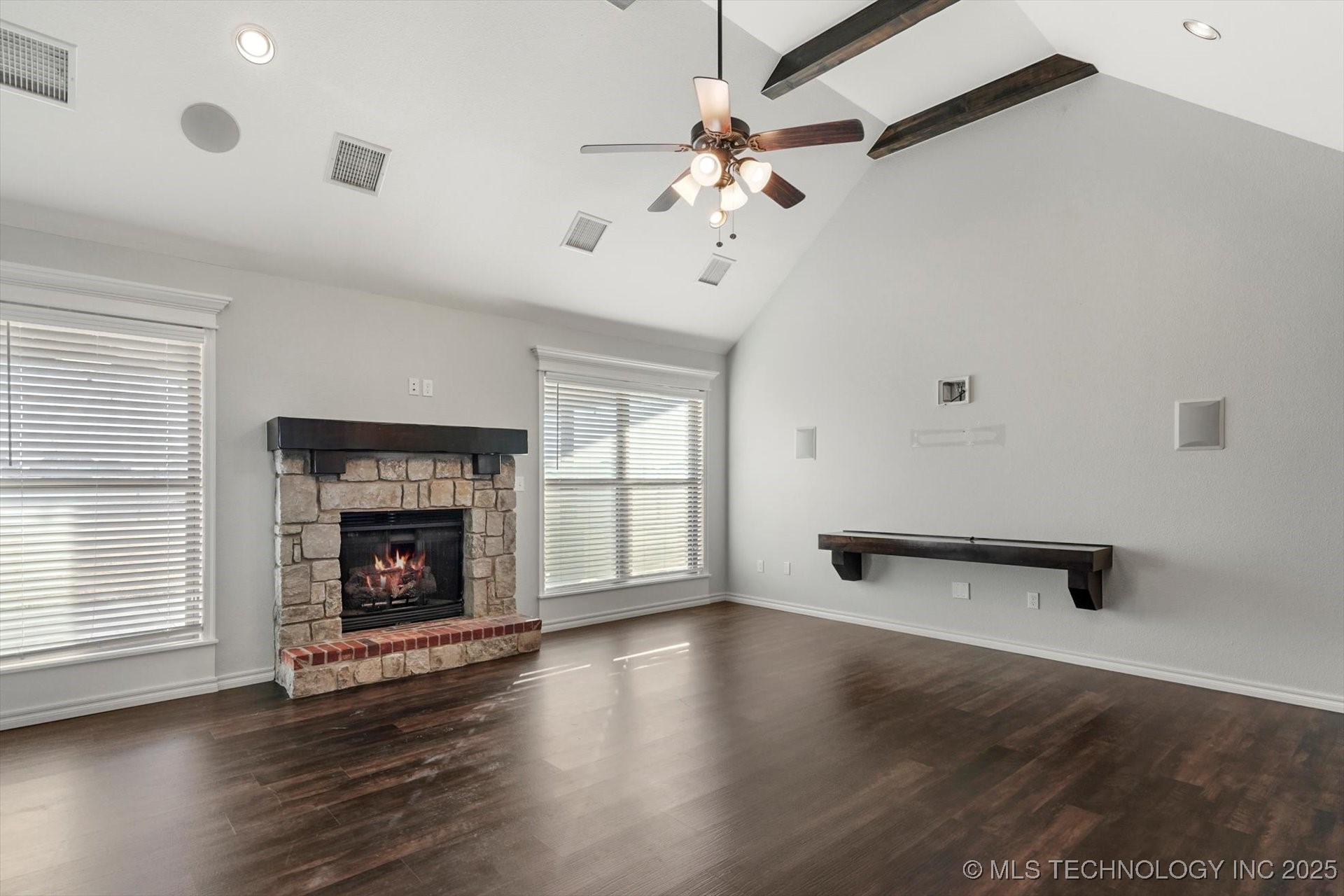 14303 N 35th East Avenue Property Photo 11