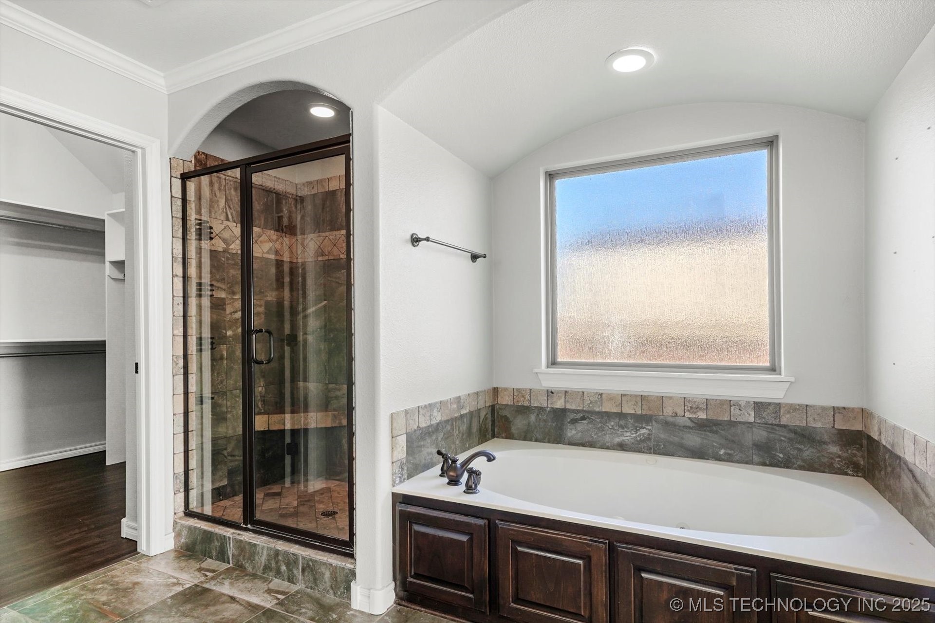 14303 N 35th East Avenue Property Photo 28