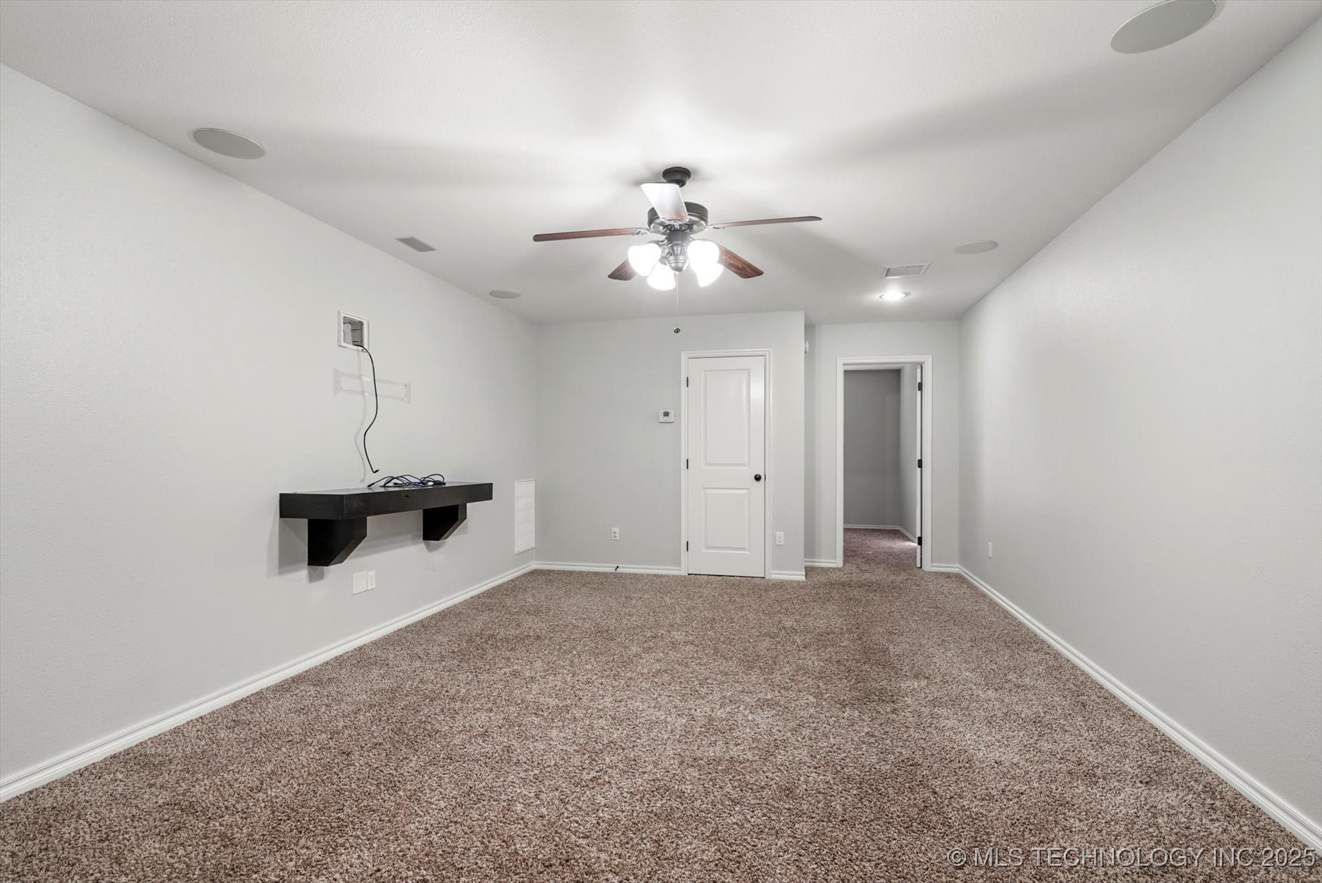 14303 N 35th East Avenue Property Photo 36