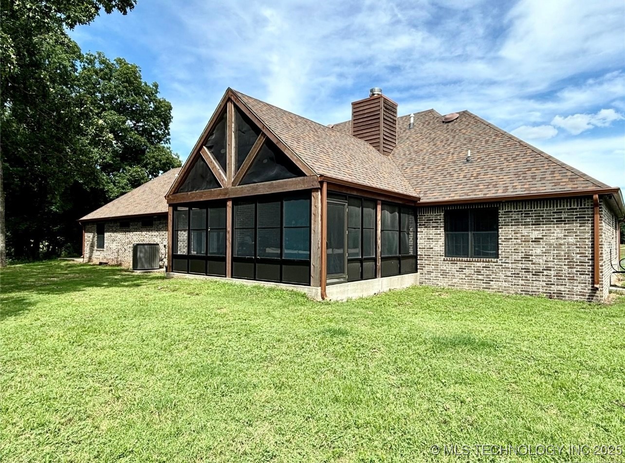 603900 E 140th Road Property Photo 2