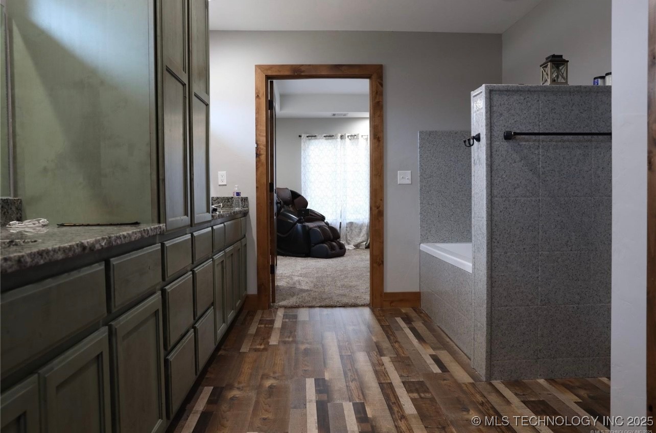 603900 E 140th Road Property Photo 9