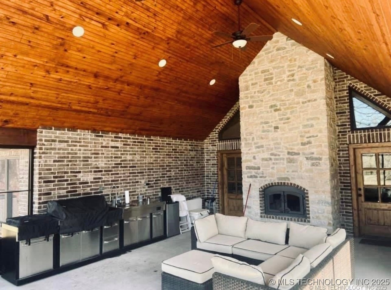 603900 E 140th Road Property Photo 11