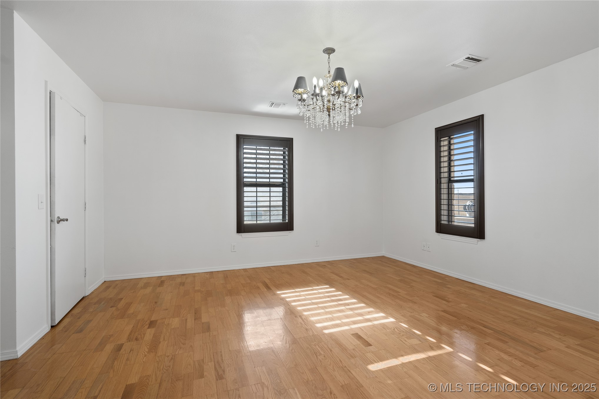 1389 Dillard Property Photo 17