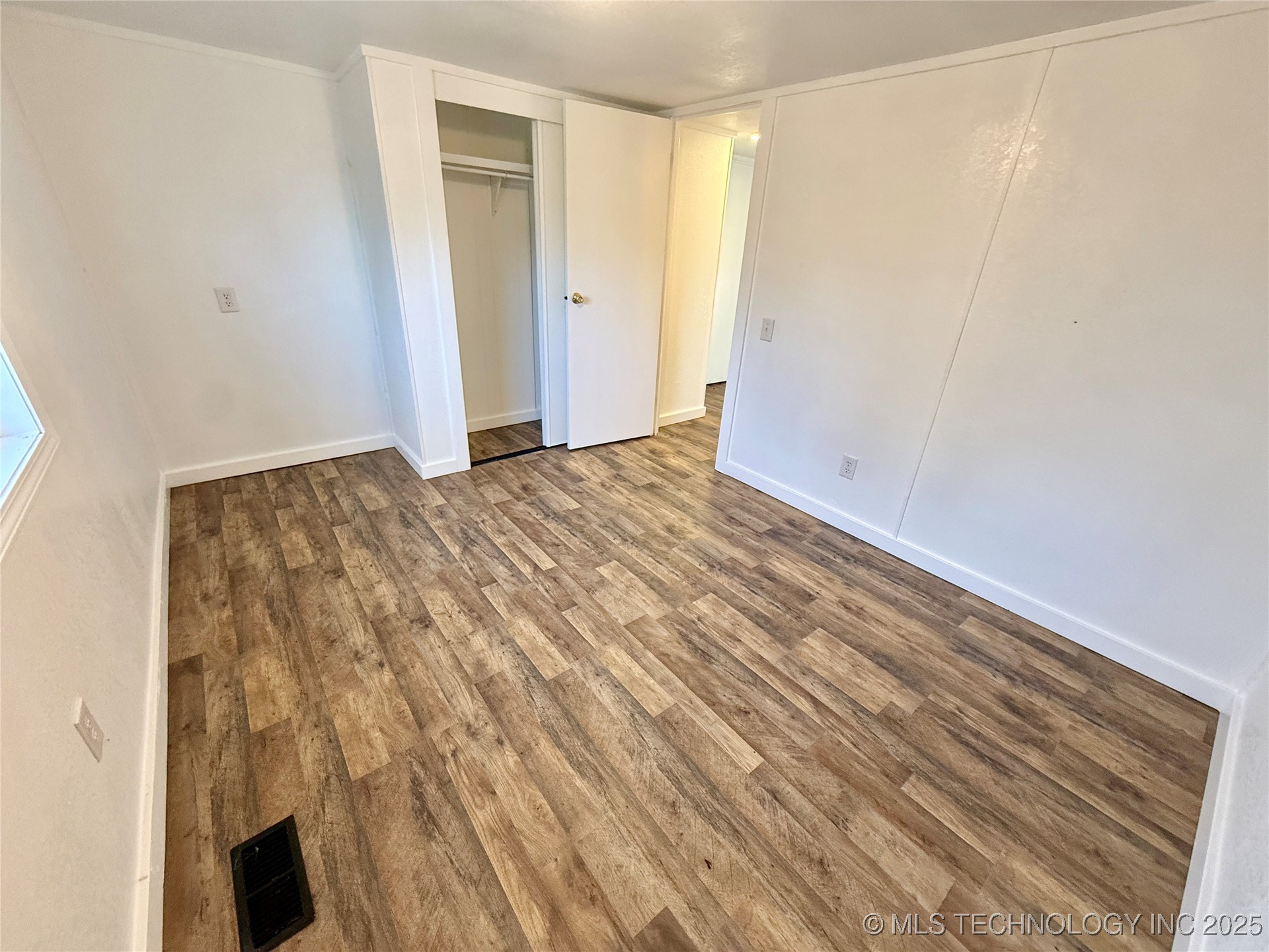 25271 S 606 Property Photo 21