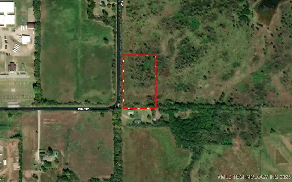 020 W 195th Street S Property Photo 5