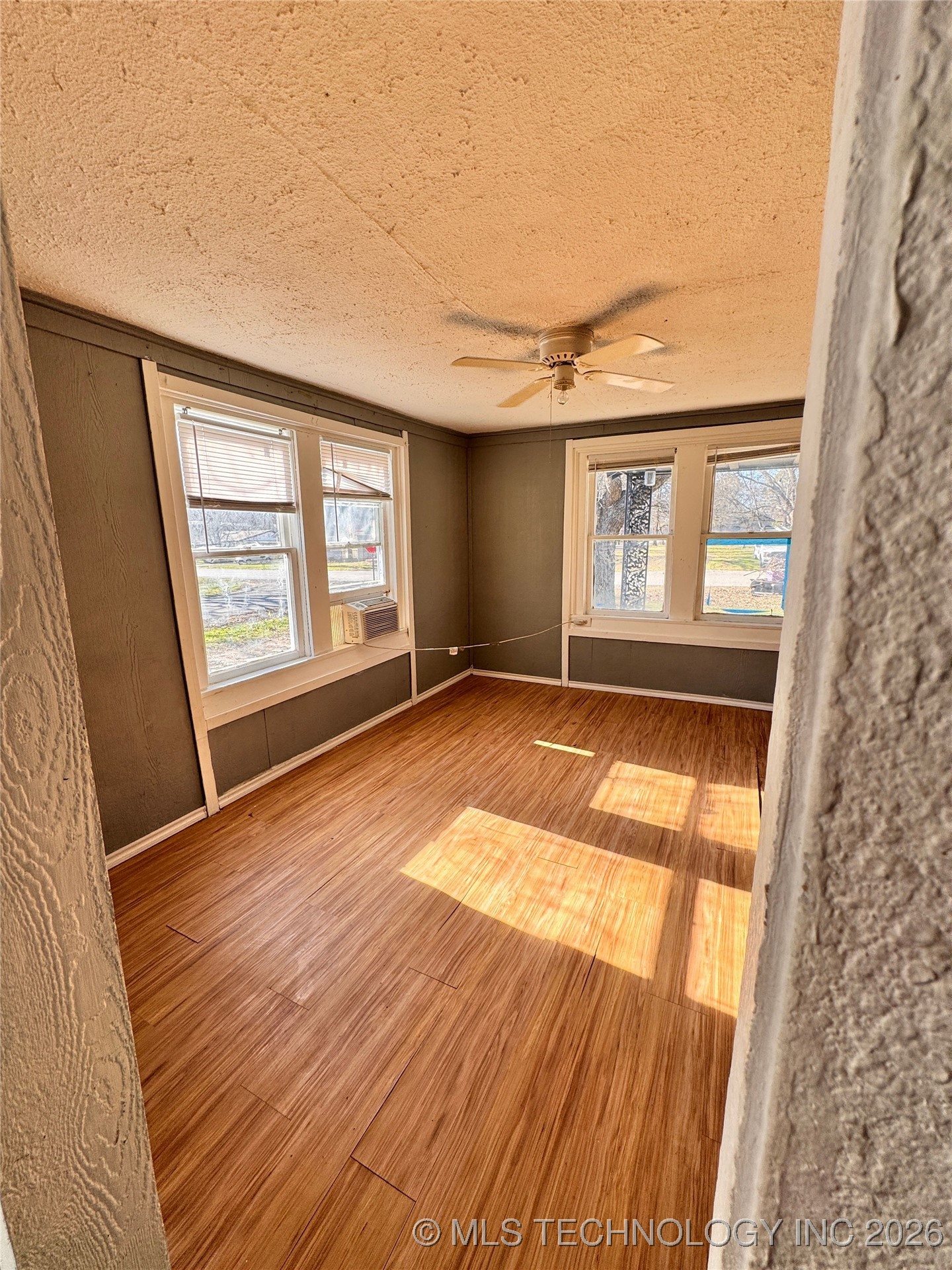 1132 C Street Se Property Photo 3