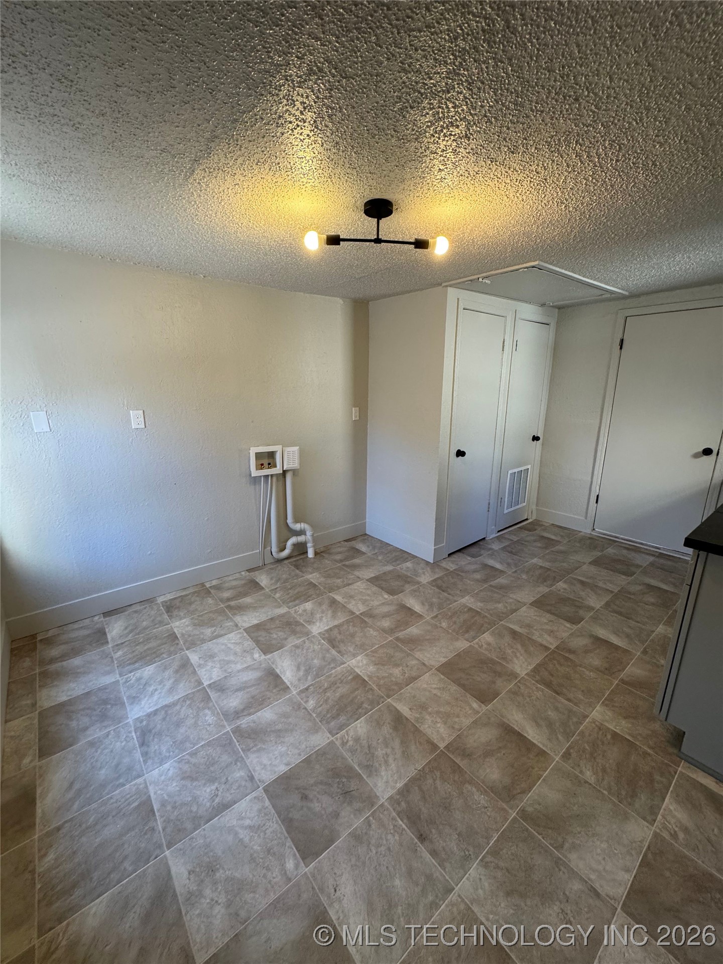 1132 C Street Se Property Photo 6