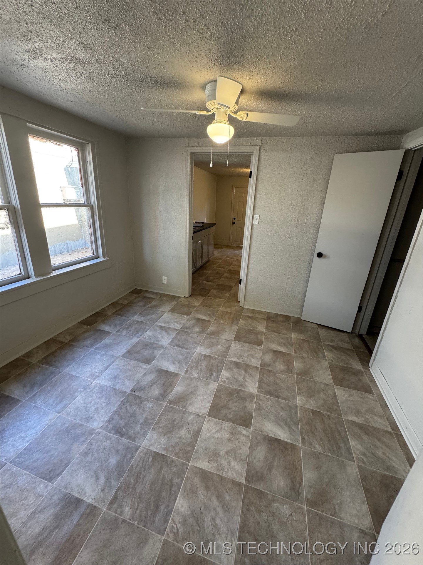 1132 C Street Se Property Photo 7