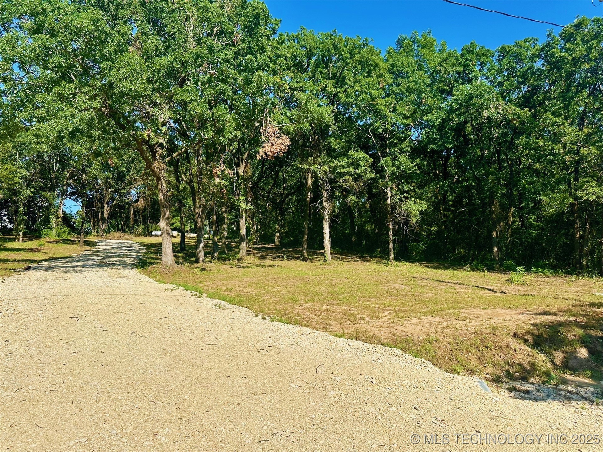 2142 Edge Road Property Photo 2