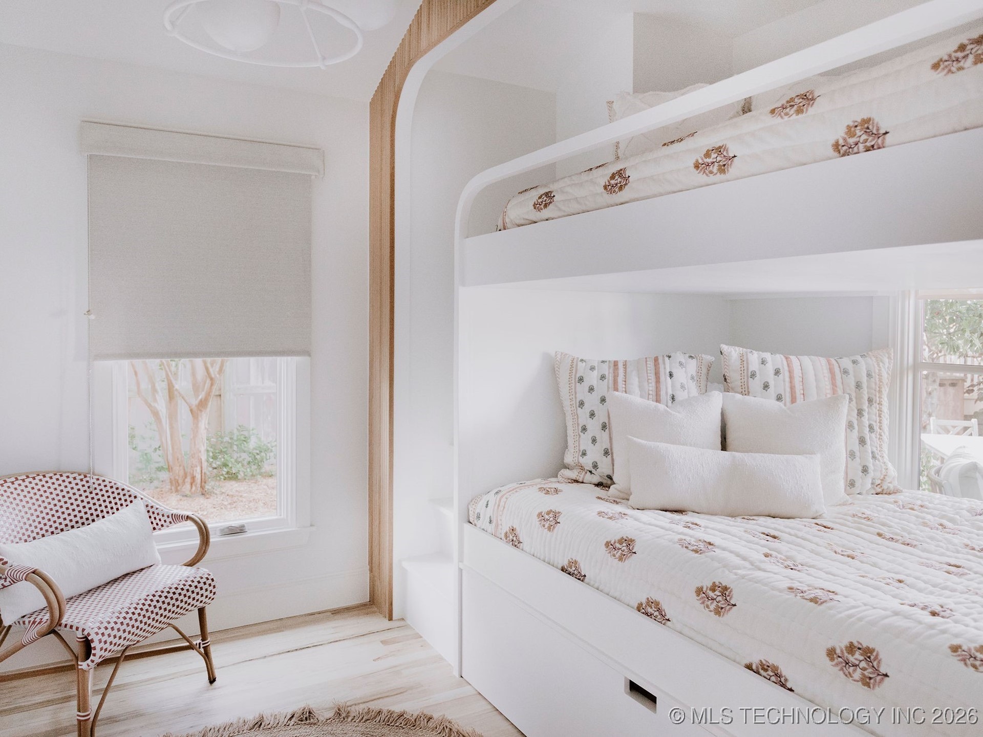 34 Firefly Lane Property Photo 5