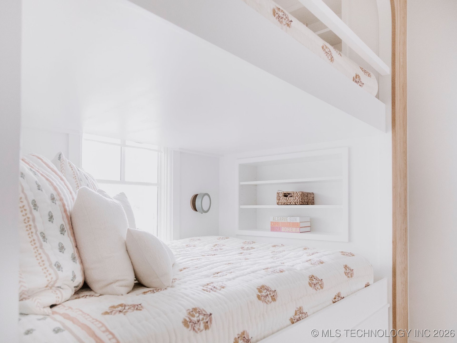 34 Firefly Lane Property Photo 8