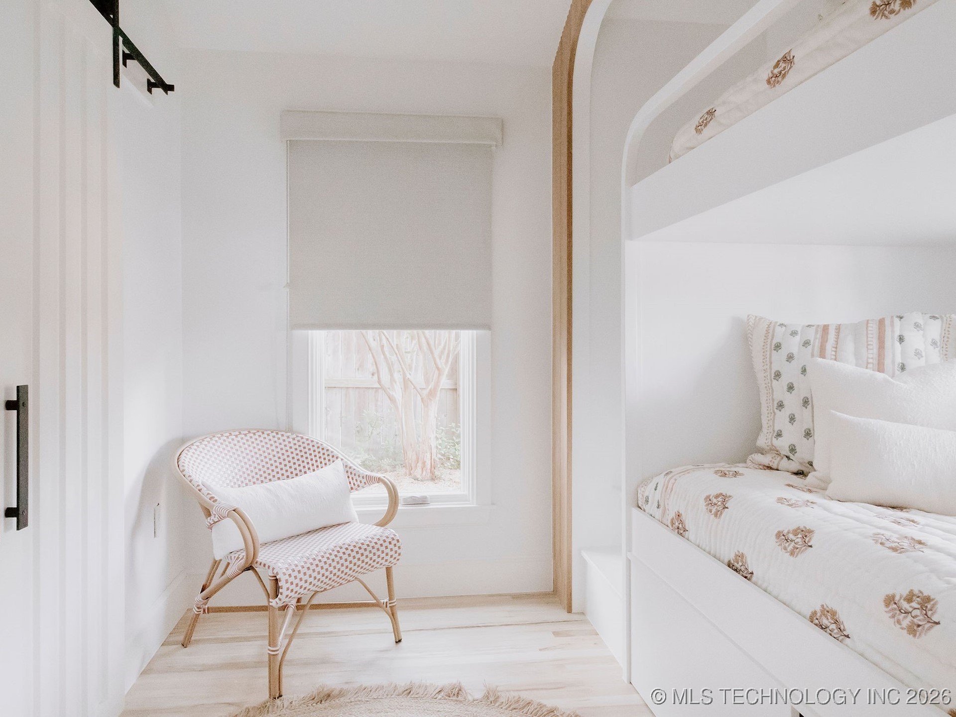 34 Firefly Lane Property Photo 18