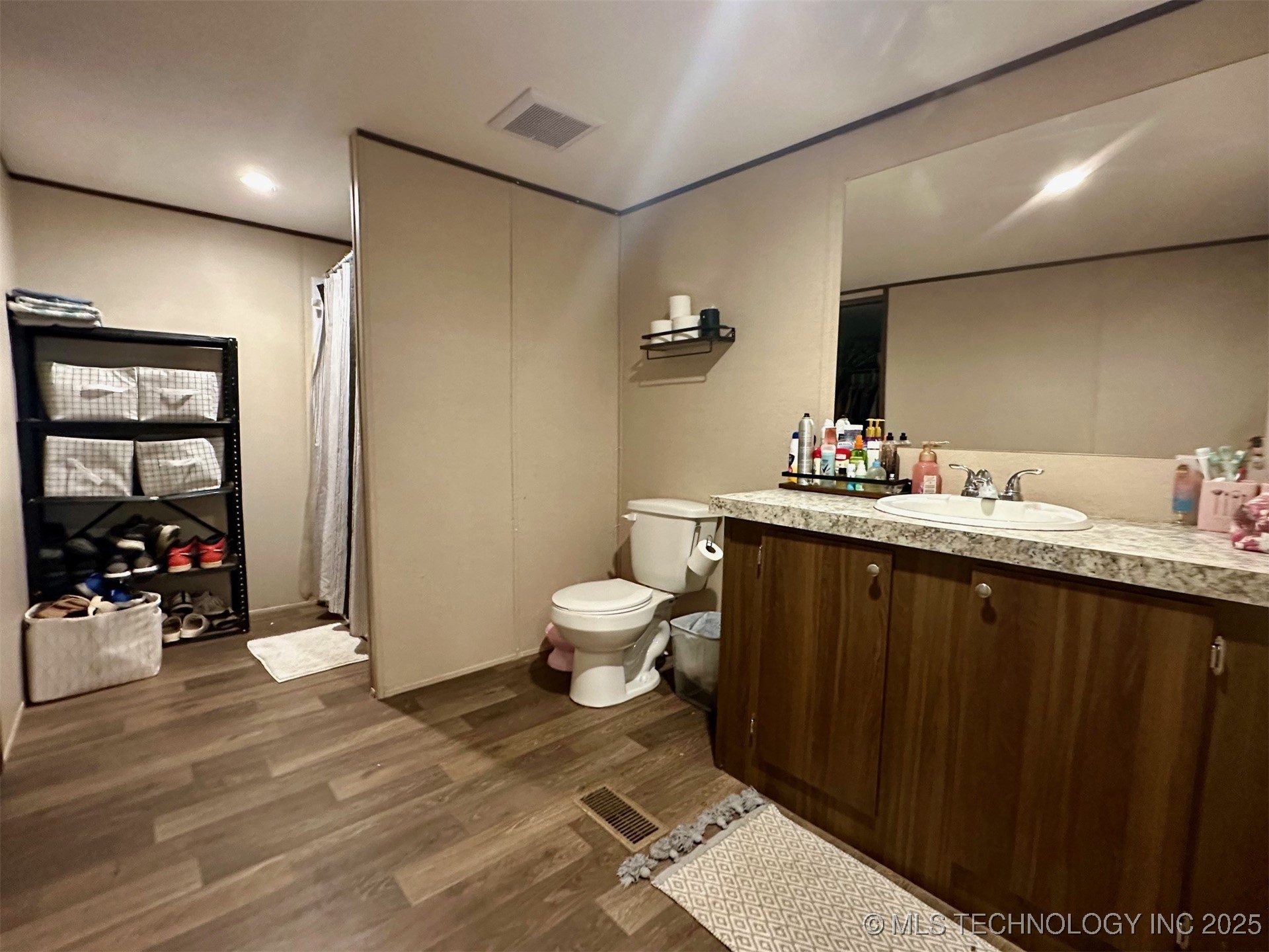 12163 Snell Property Photo 7