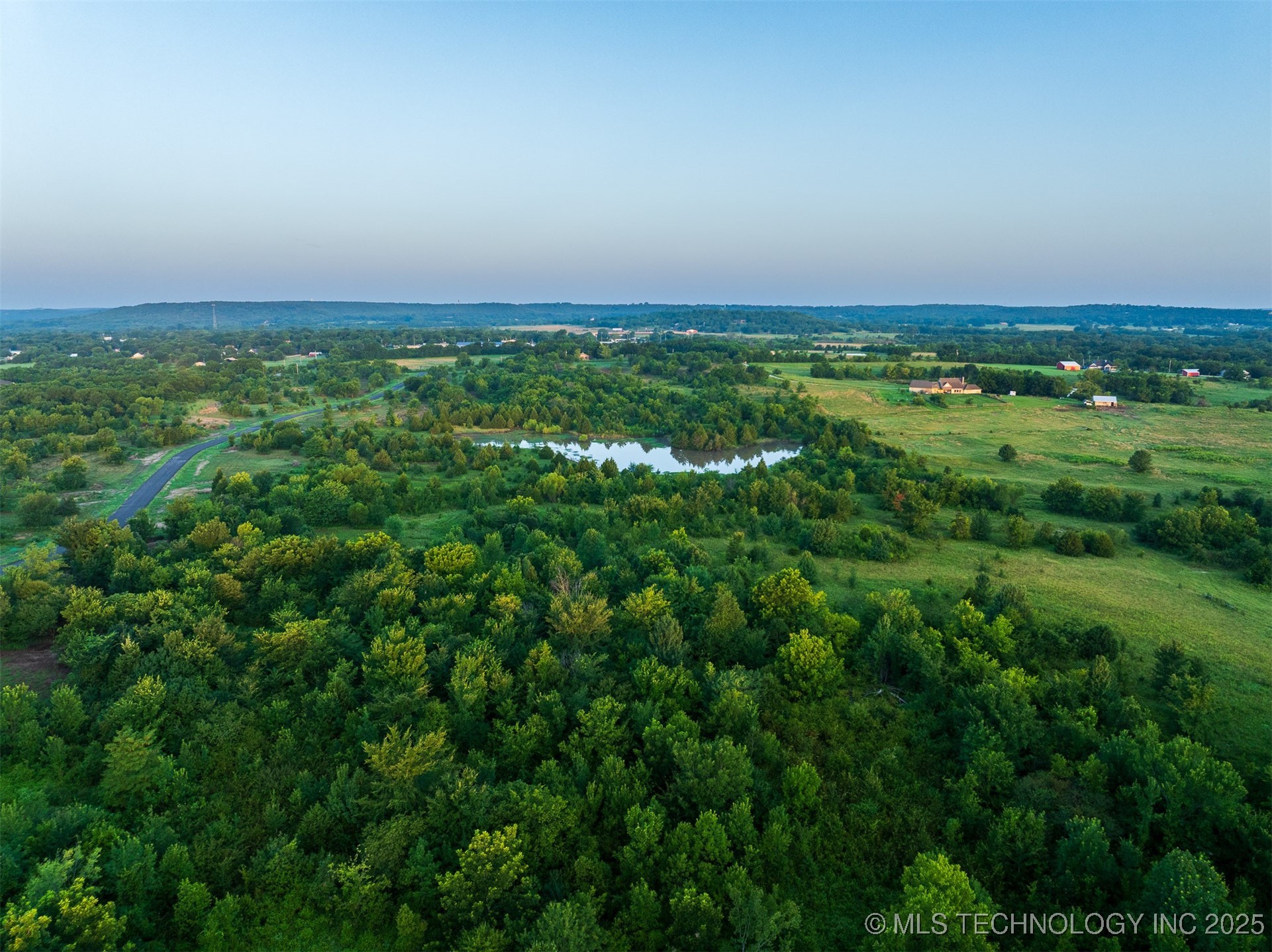 09 W 195th Street S Property Photo 11