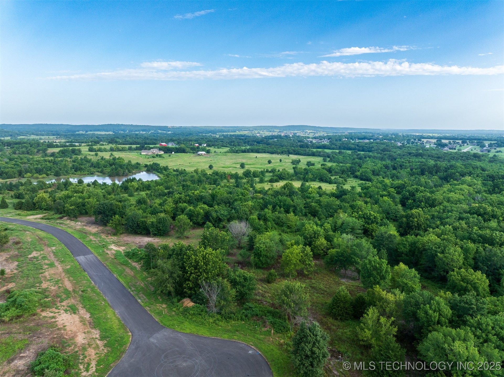09 W 195th Street S Property Photo 34