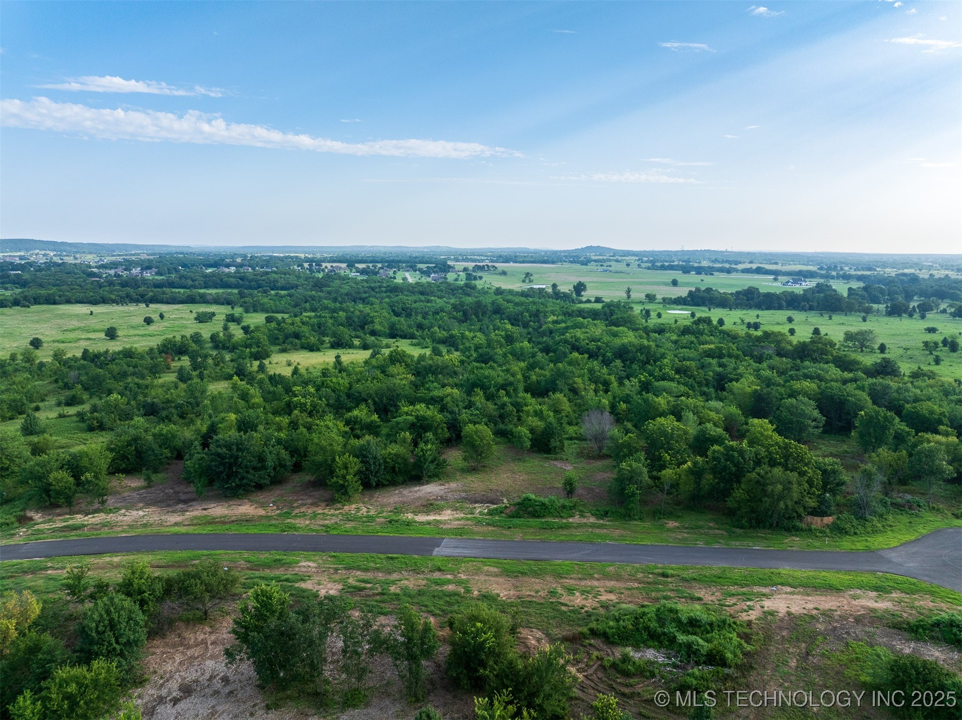 09 W 195th Street S Property Photo 36