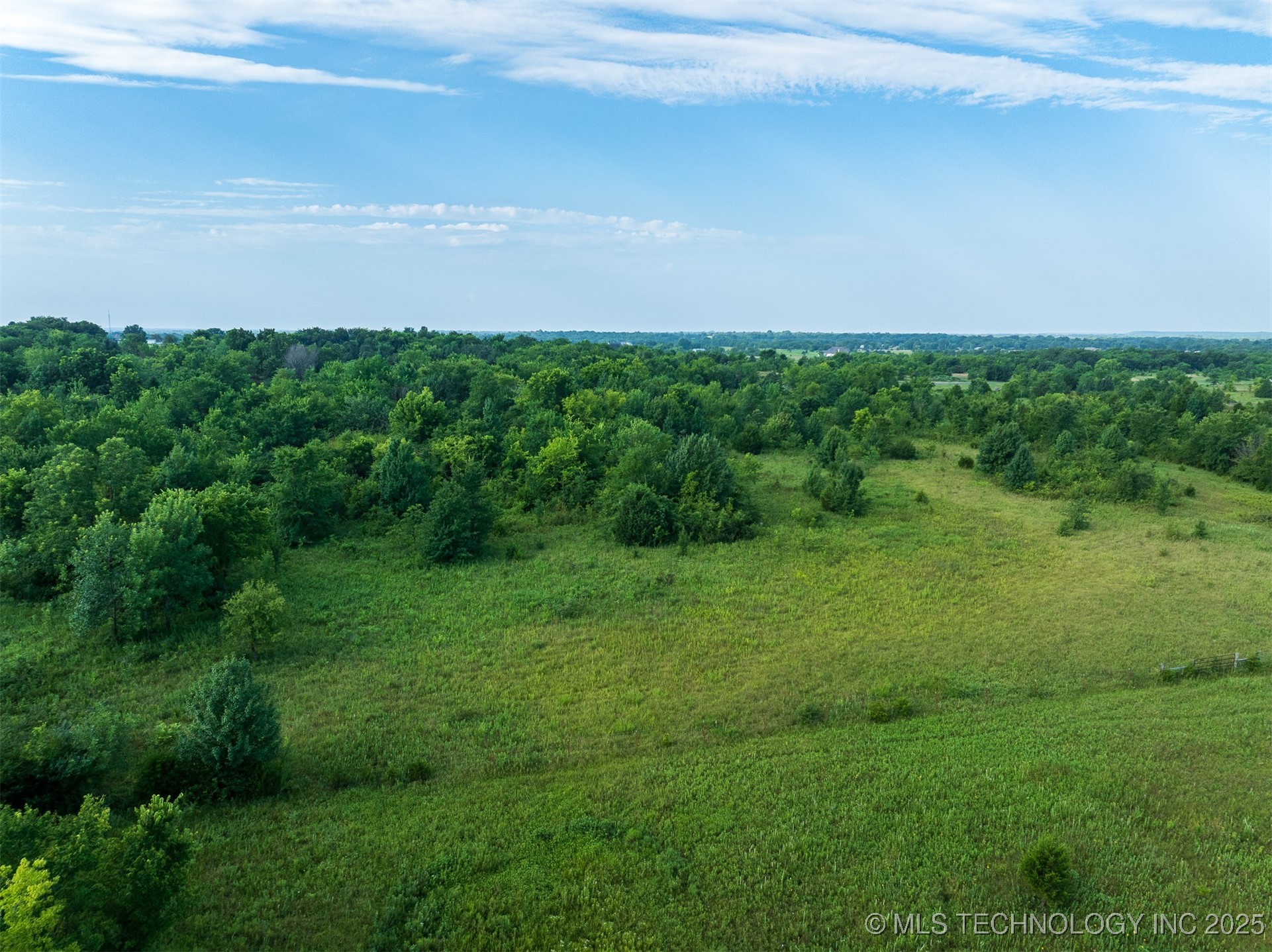 09 W 195th Street S Property Photo 43
