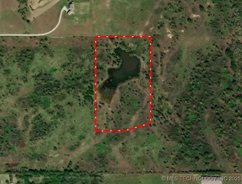 07 W 195th Street S Property Photo 4