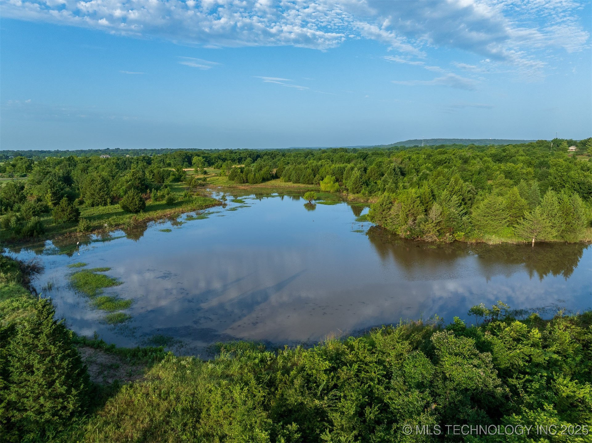 07 W 195th Street S Property Photo 10