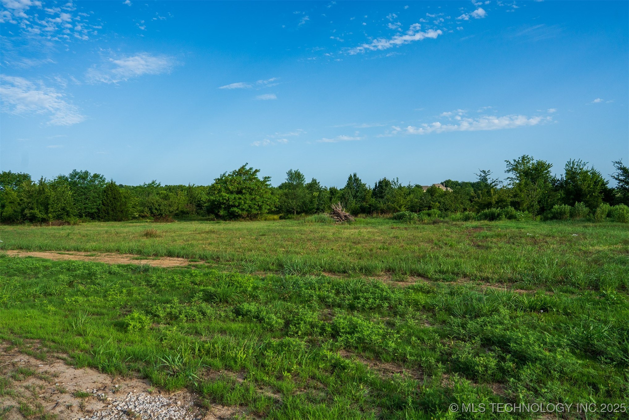 07 W 195th Street S Property Photo 15