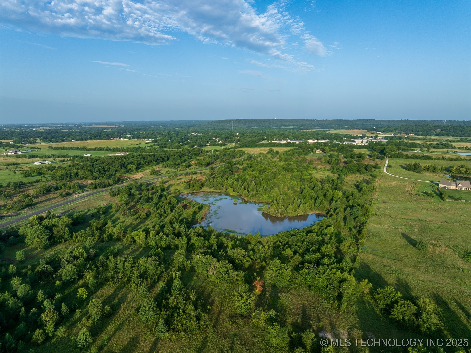 07 W 195th Street S Property Photo 23