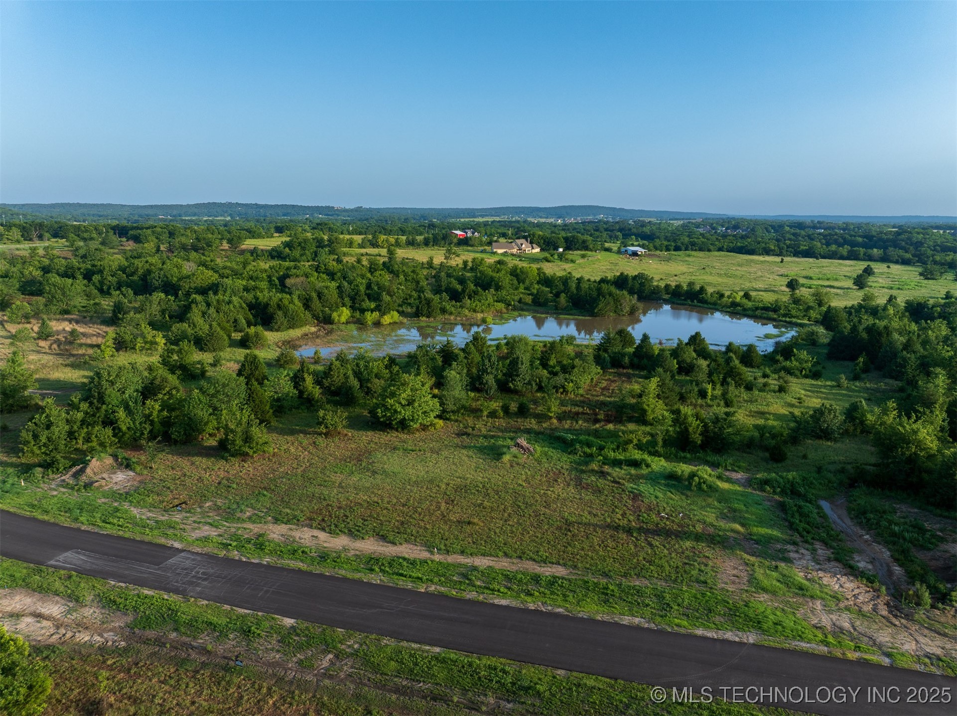 07 W 195th Street S Property Photo 30