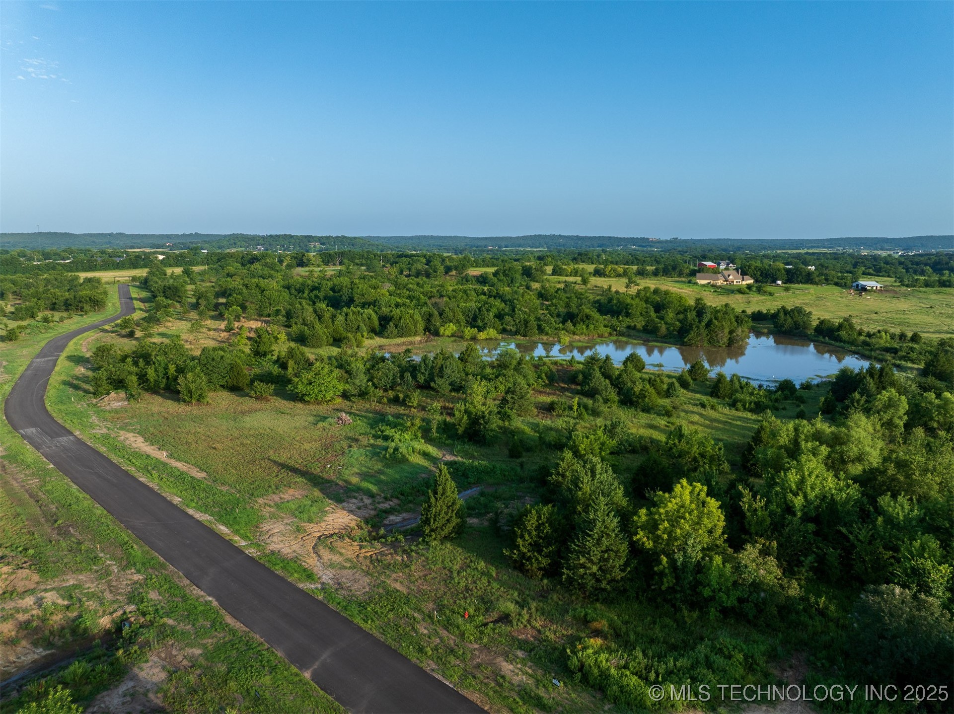 07 W 195th Street S Property Photo 31