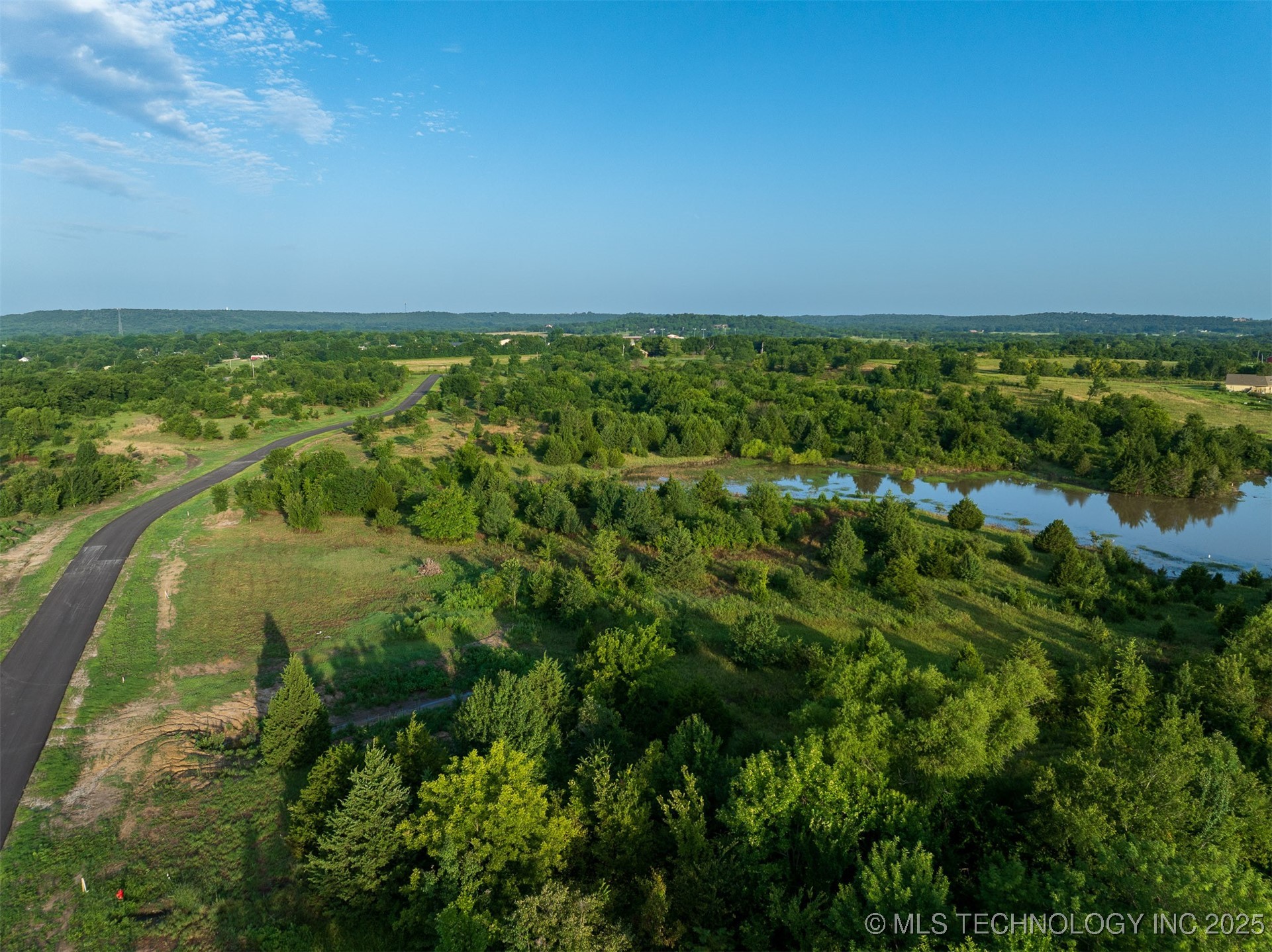 07 W 195th Street S Property Photo 32