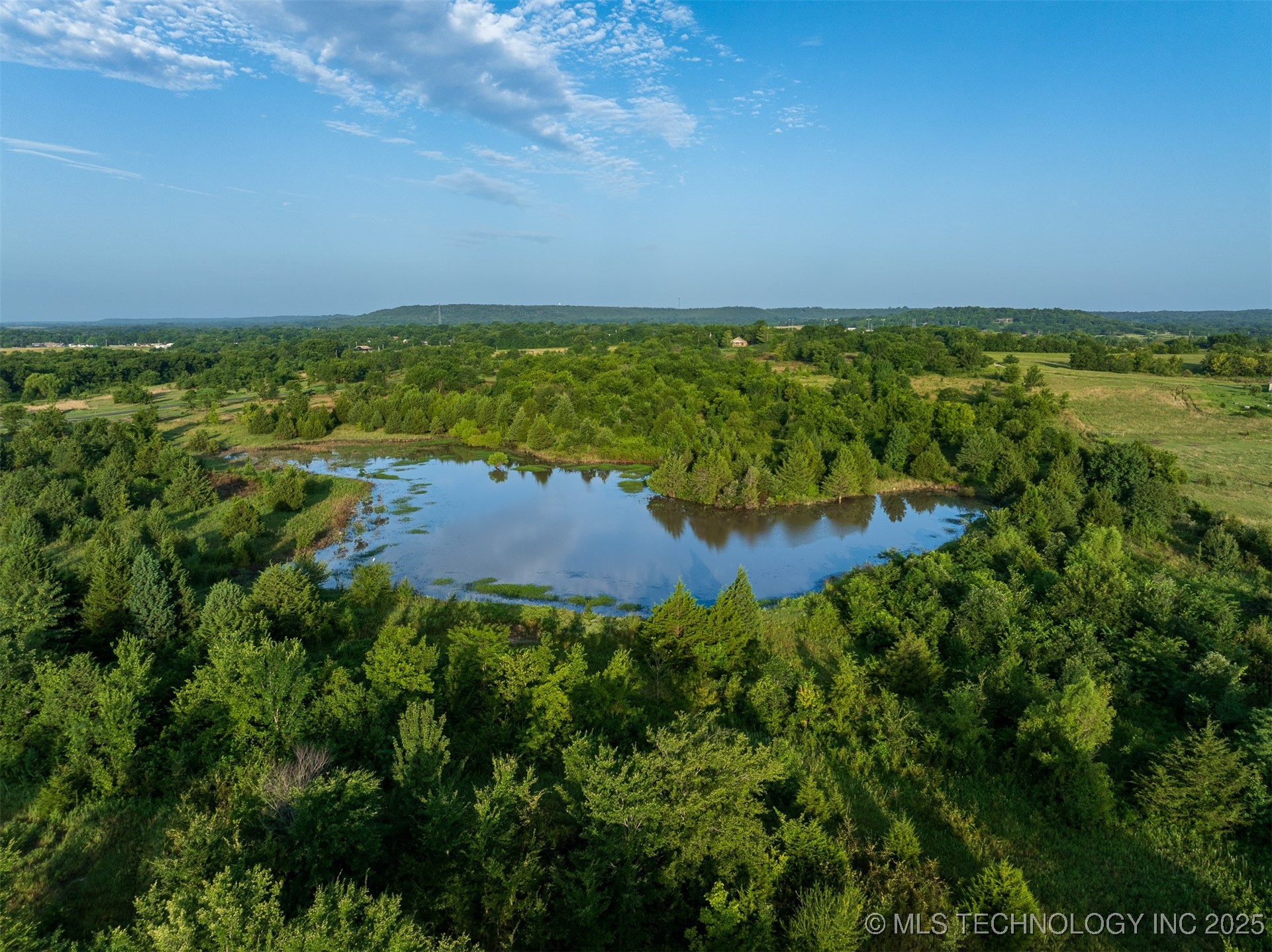 07 W 195th Street S Property Photo 36