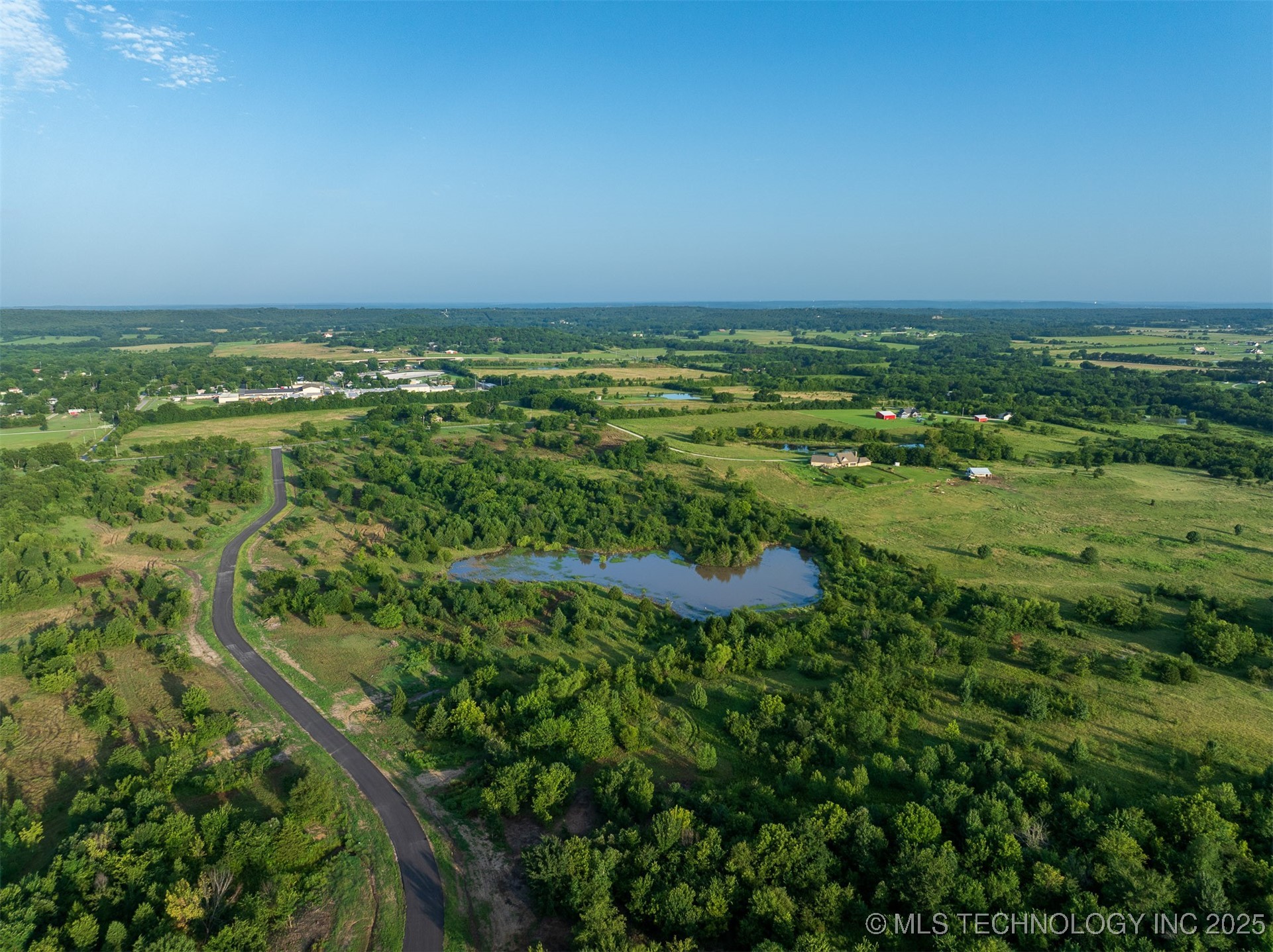 07 W 195th Street S Property Photo 44