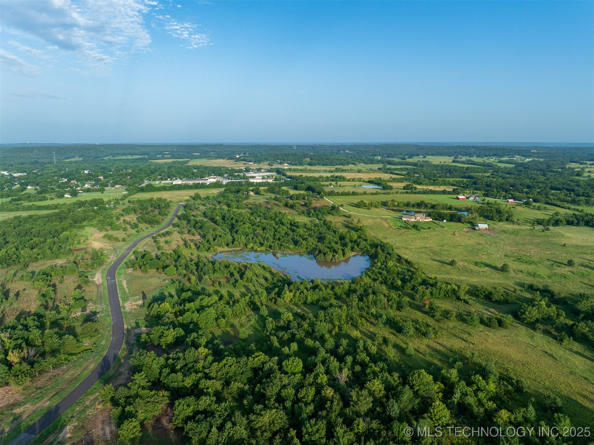 07 W 195th Street S Property Photo 45