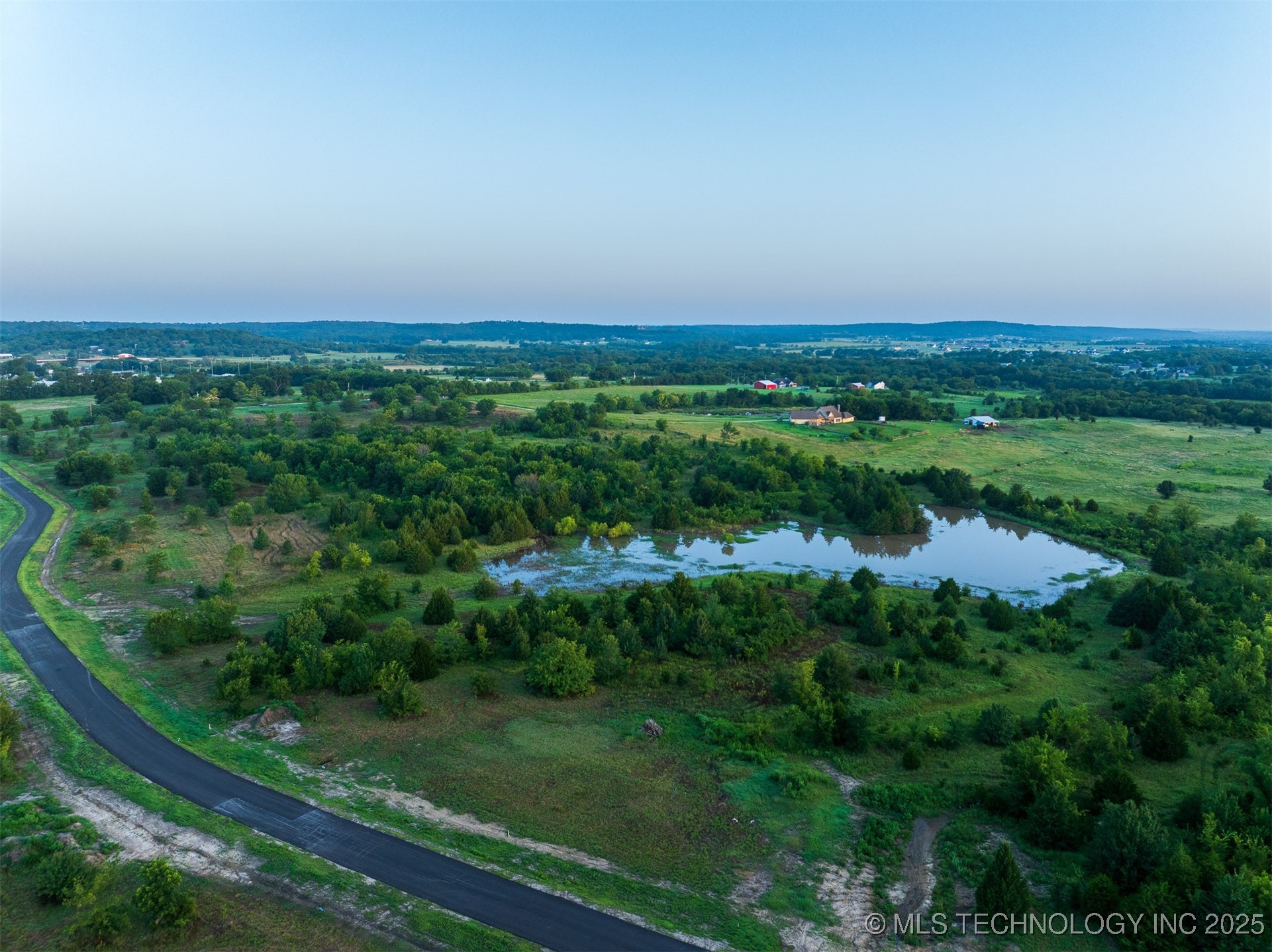 07 W 195th Street S Property Photo 46