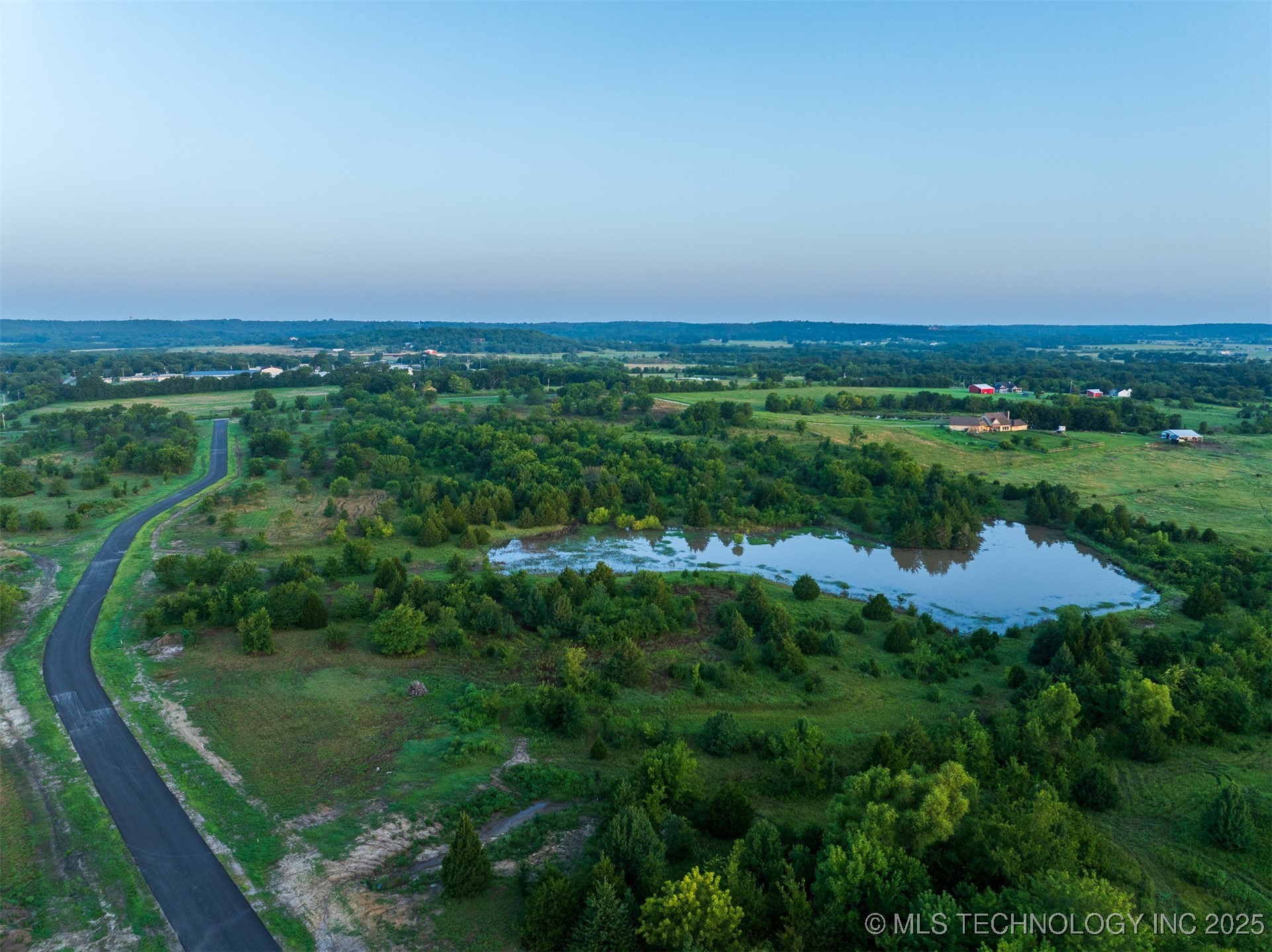 07 W 195th Street S Property Photo 47