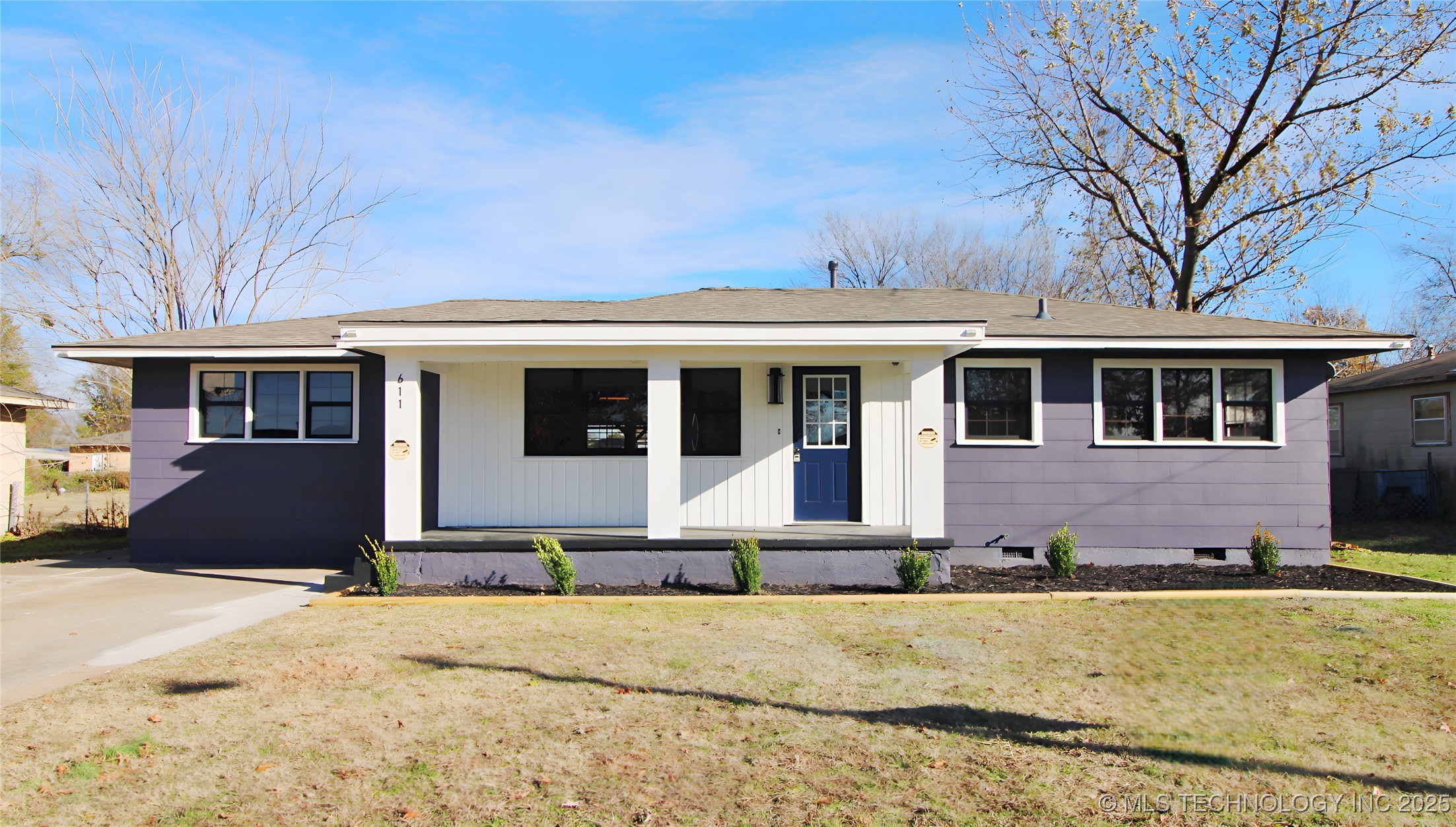 611 Crutchmer Avenue Property Photo 1