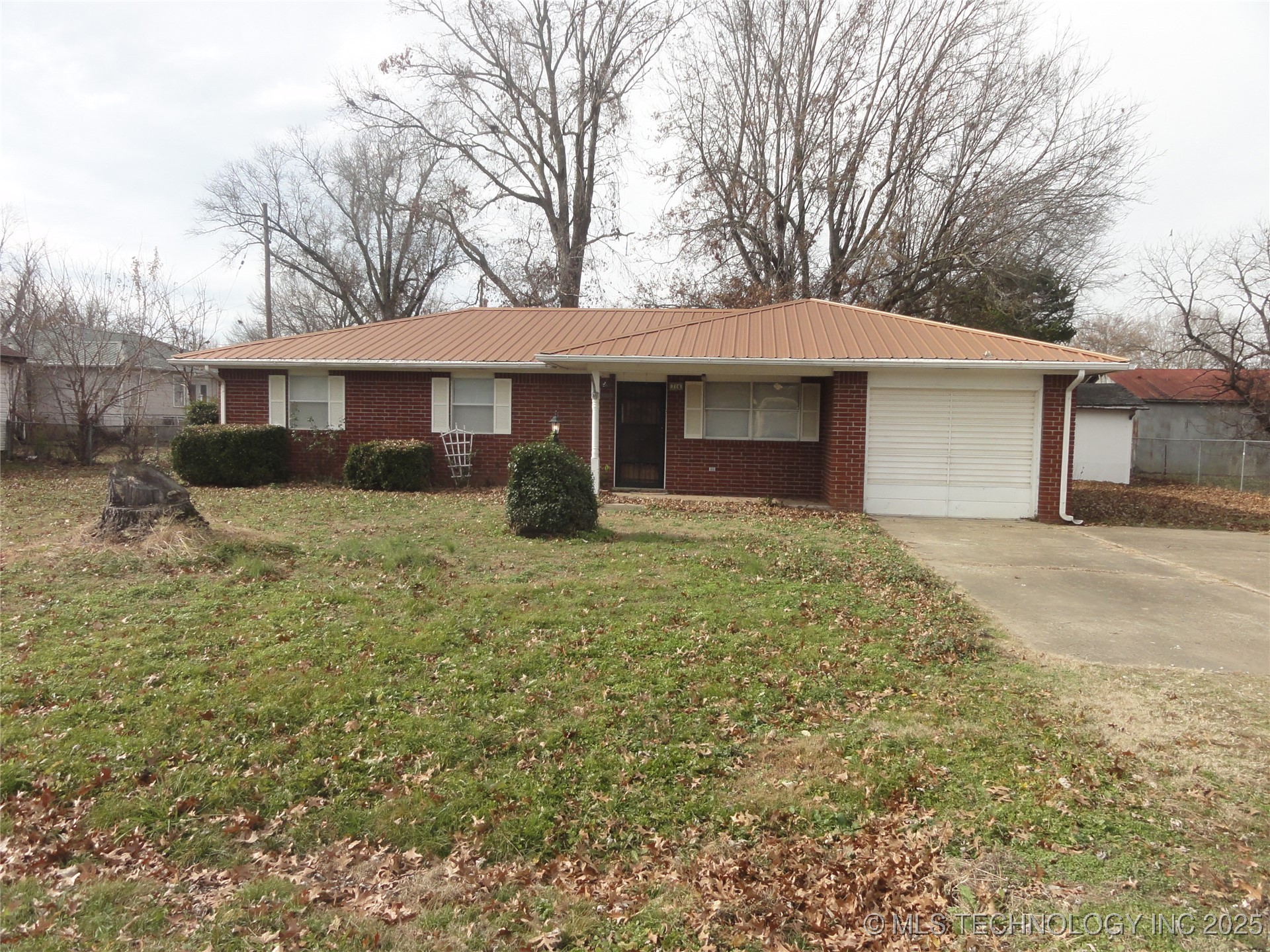 714 S Hickory Street Property Photo 1