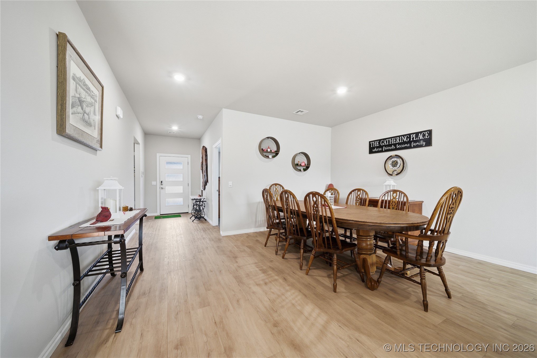 7407 E Oakridge Court Property Photo 5