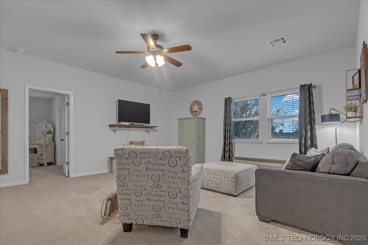 8100 S Gardenia Avenue Property Photo 35