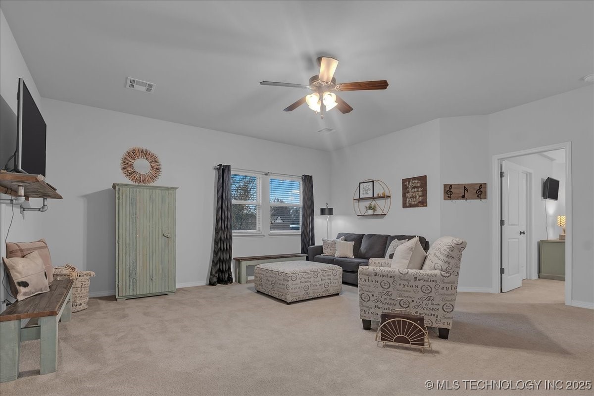 8100 S Gardenia Avenue Property Photo 36