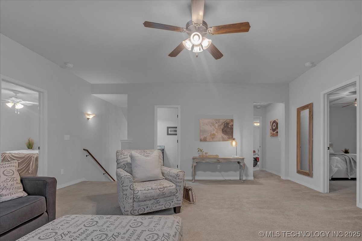 8100 S Gardenia Avenue Property Photo 38