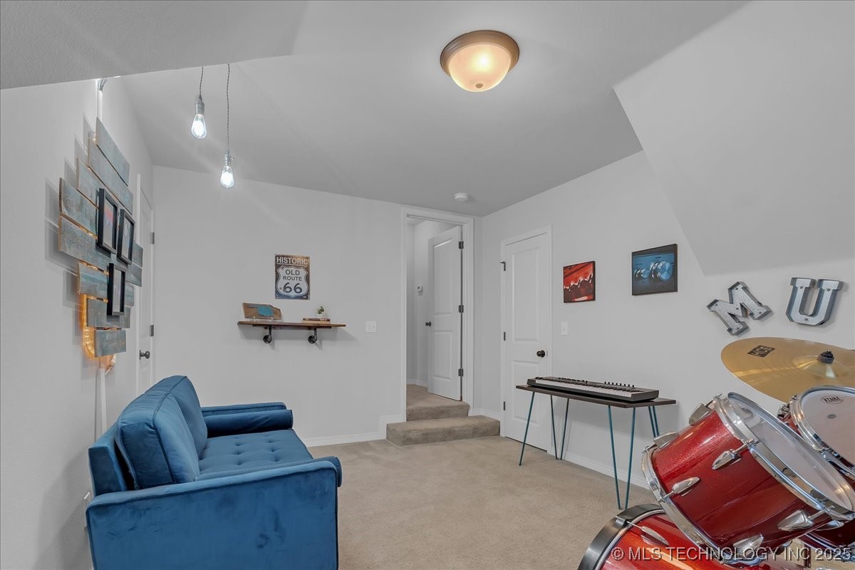 8100 S Gardenia Avenue Property Photo 45