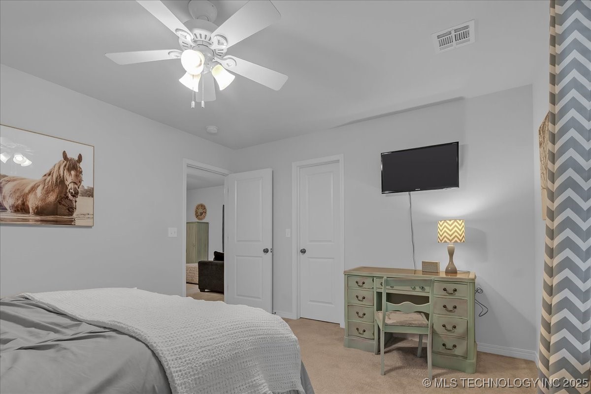 8100 S Gardenia Avenue Property Photo 52